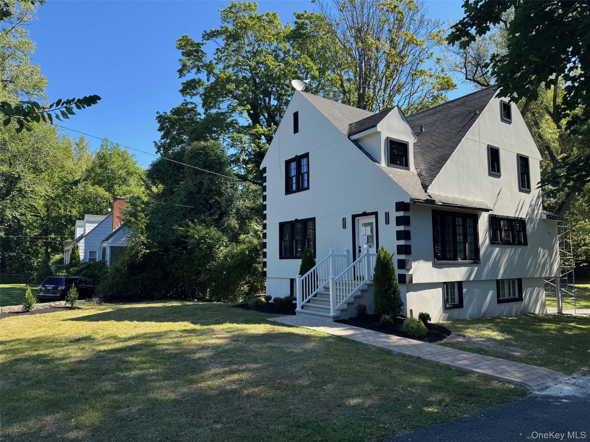 #3 photo, 506 Midland Avenue, Rye , NY 10580