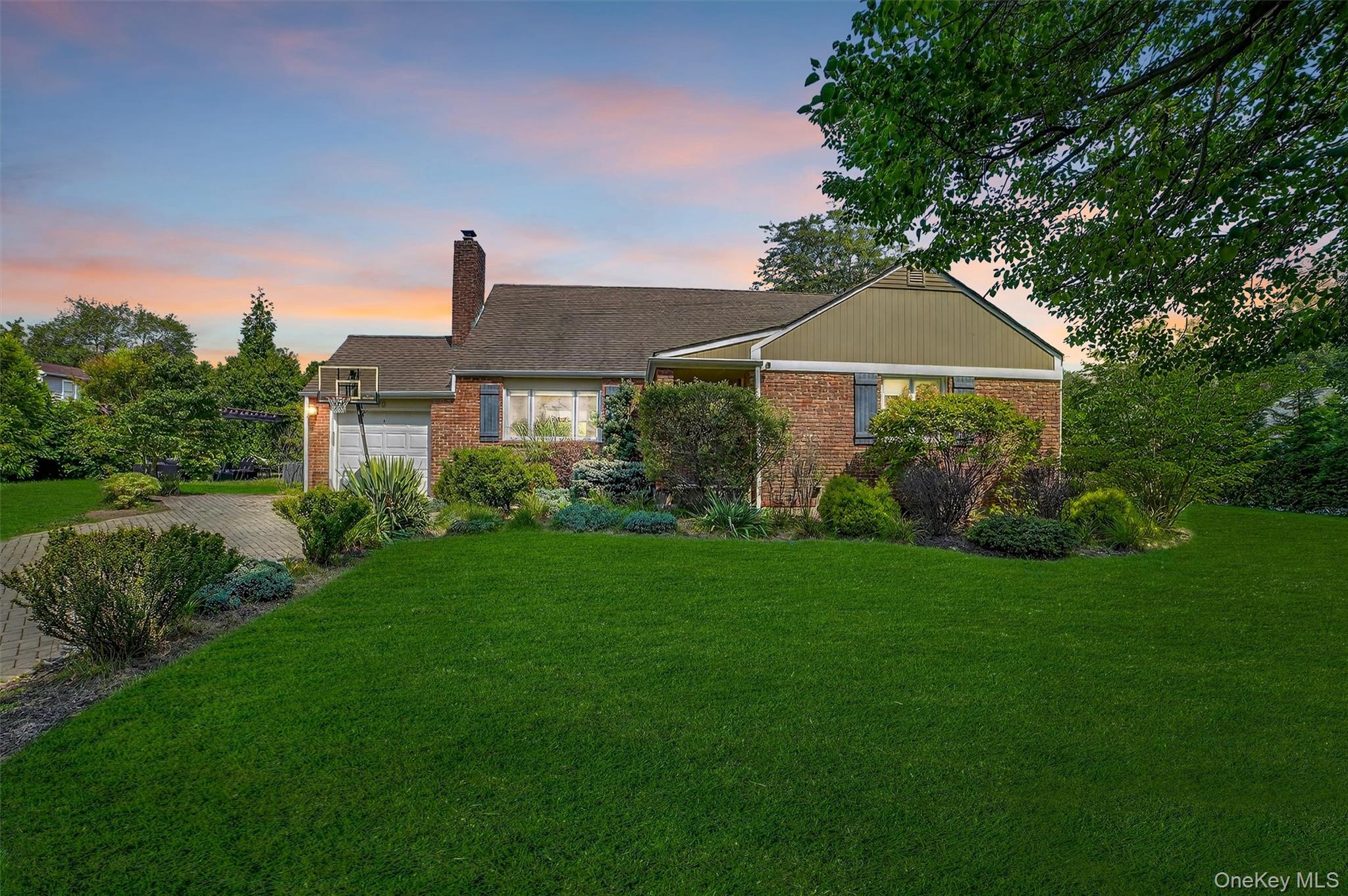 #1 photo, 70 Atherstone Road, Scarsdale , NY 10583