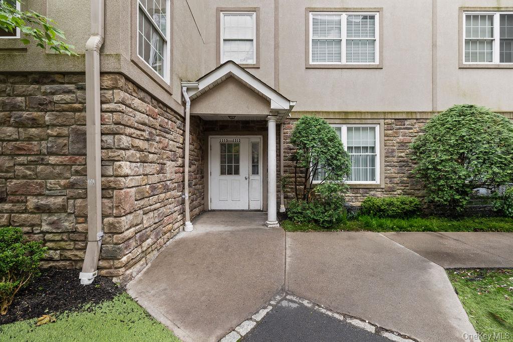 #3 photo, 1113 Parkview Drive, Spring Valley , NY 10977