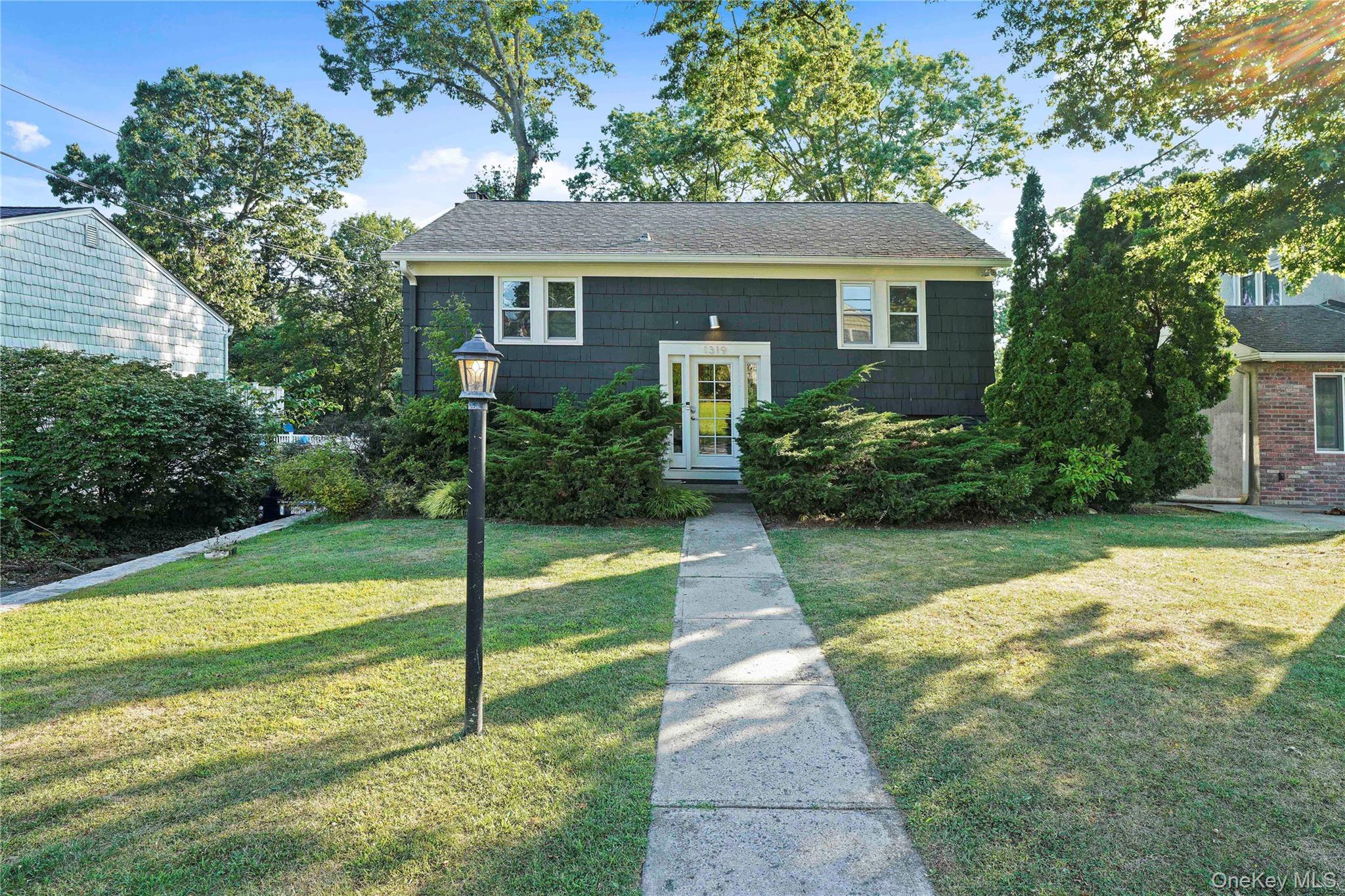 #1 photo, 1319 Raleigh Road, 紐約州 Mamaroneck , NY 10543