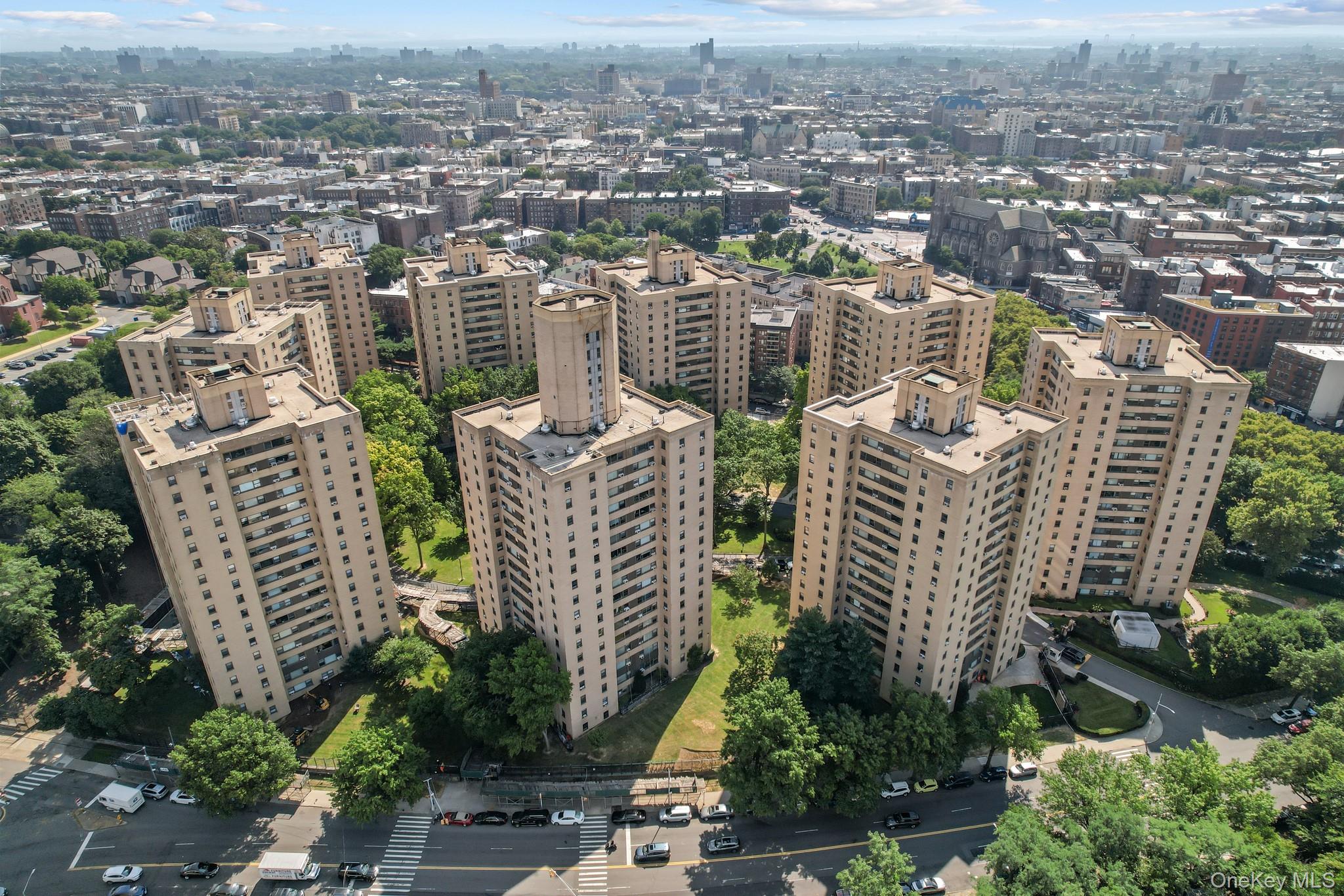 #16 photo, 4 Fordham Hill Oval, Bronx , NY 10468