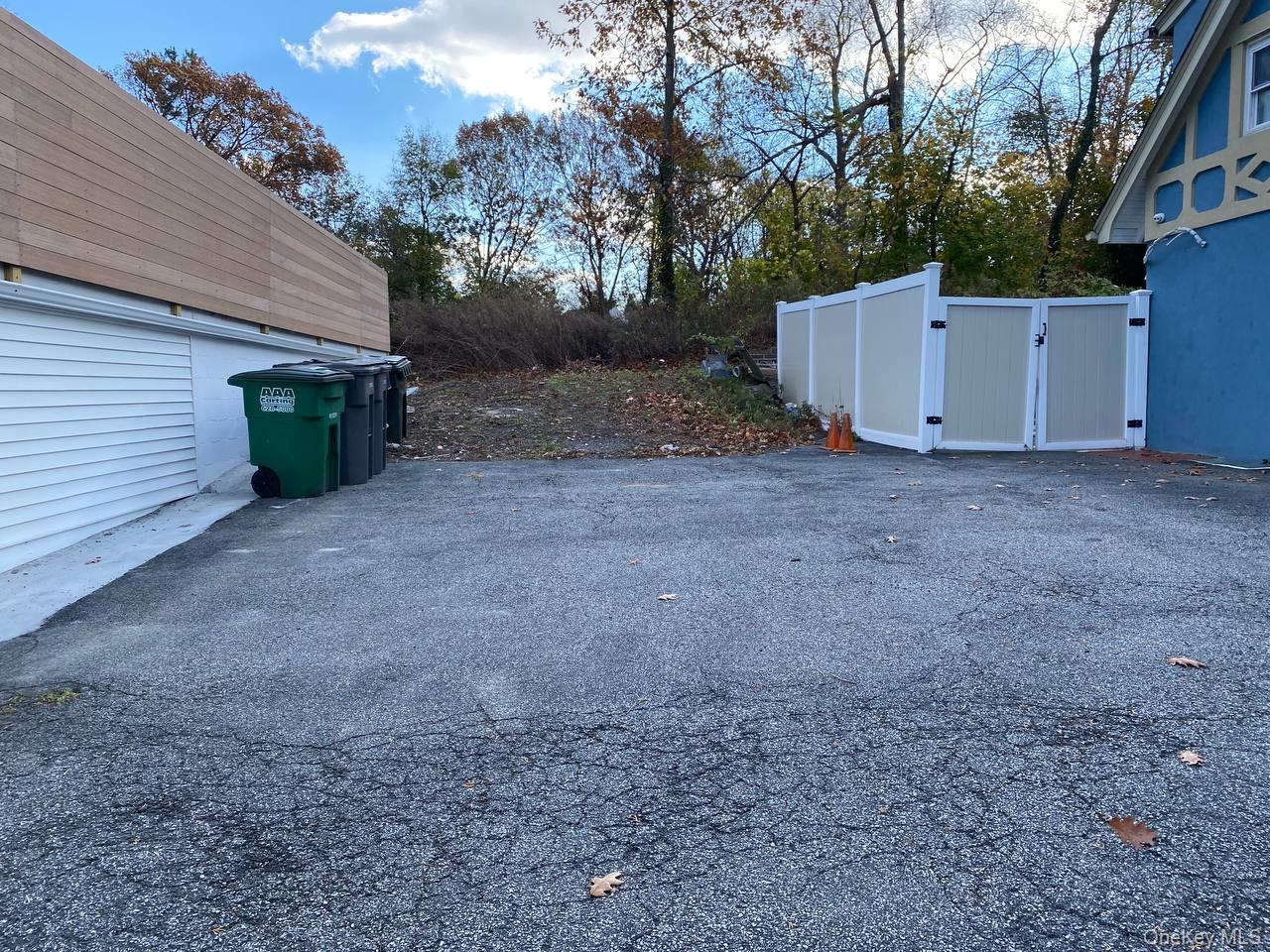 #5 photo, 466 Palmer Road, Yonkers , NY 10701