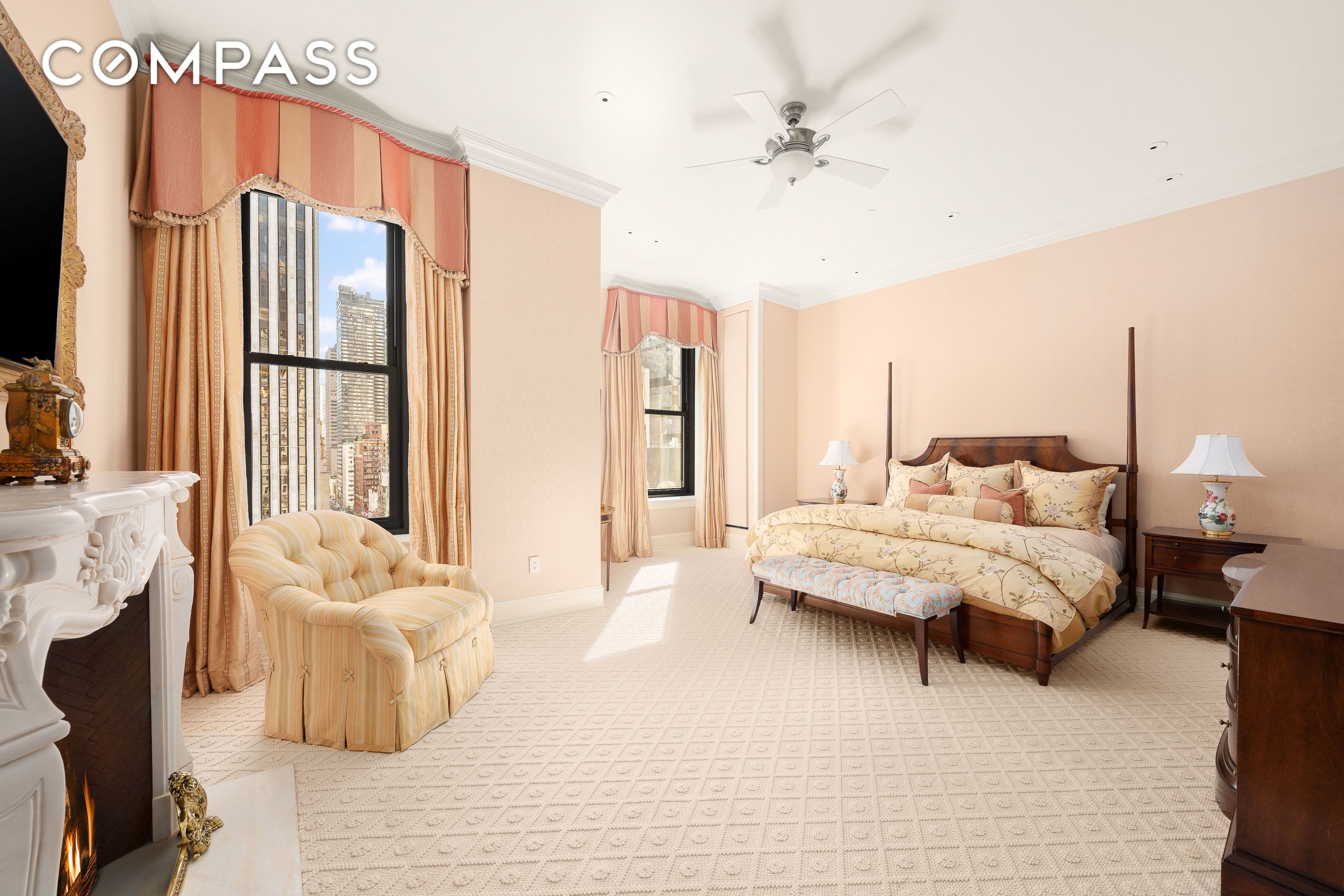 #10 photo, 1 Central Park S, マンハッタン Central Park South , NY 10019