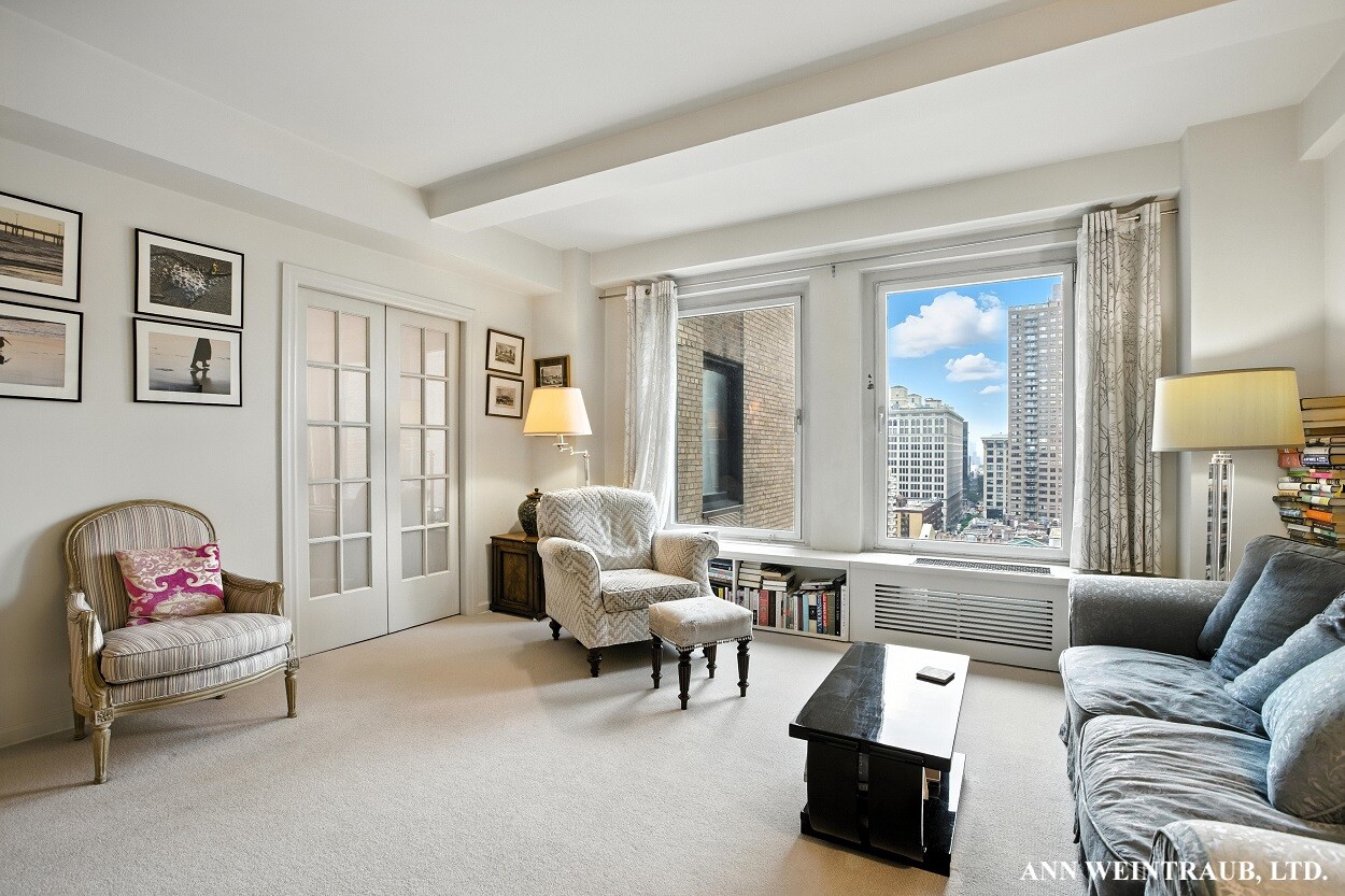 #4 photo, 1 5TH Avenue, マンハッタン Greenwich Village , NY 10003