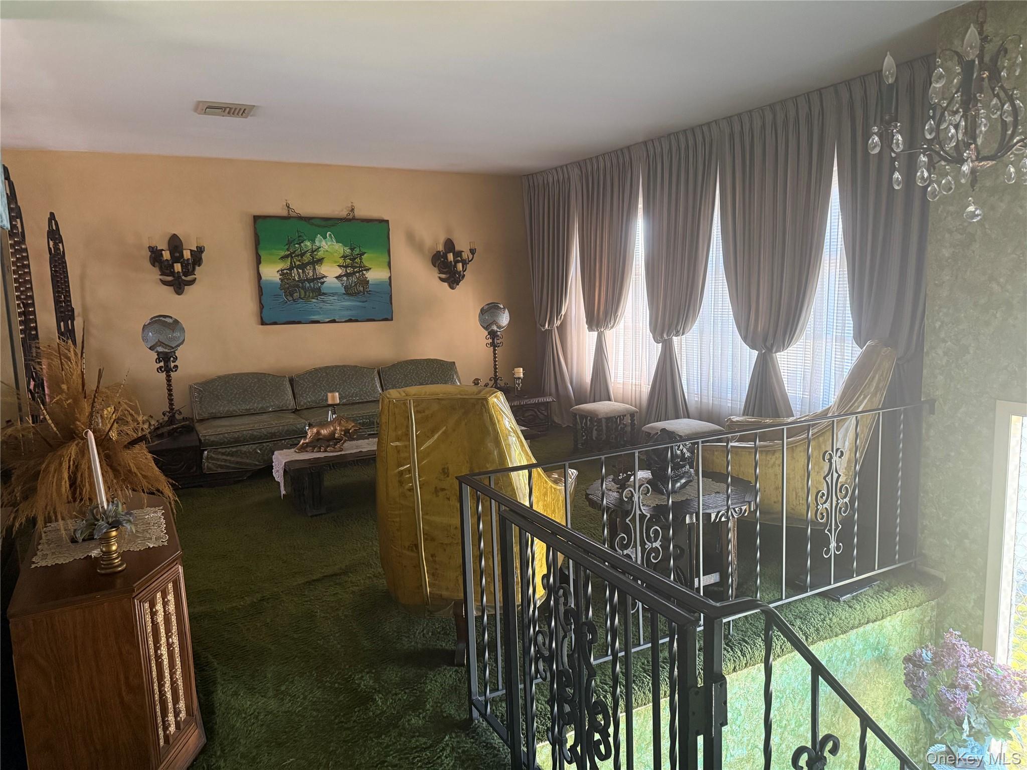 #13 photo, 148 Broadway, West Babylon , NY 11704