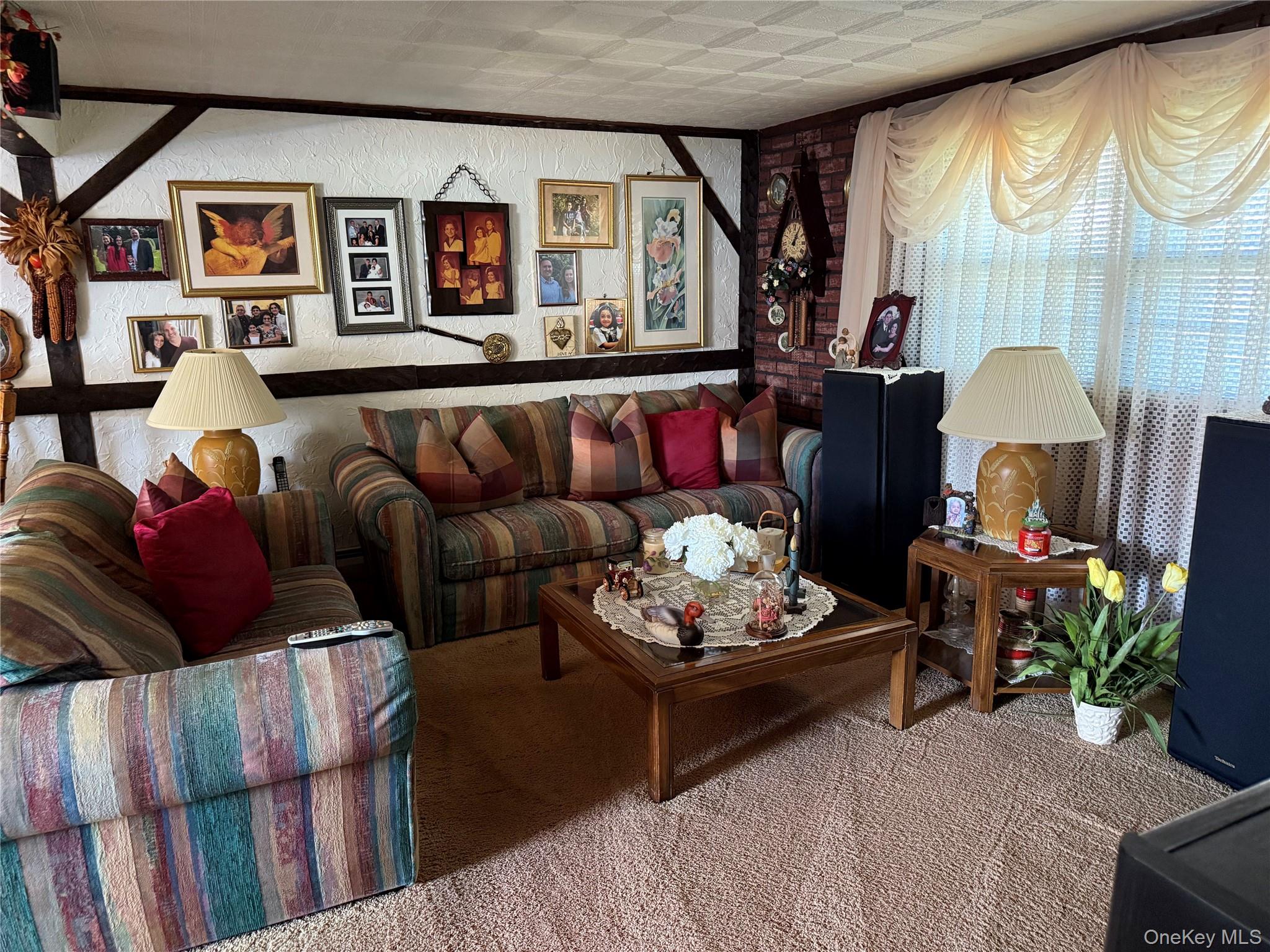 #9 photo, 148 Broadway, West Babylon , NY 11704