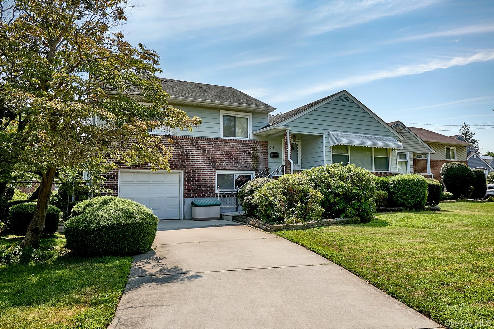 #20 photo, 1067 Ashley Drive, Valley Stream , NY 11580