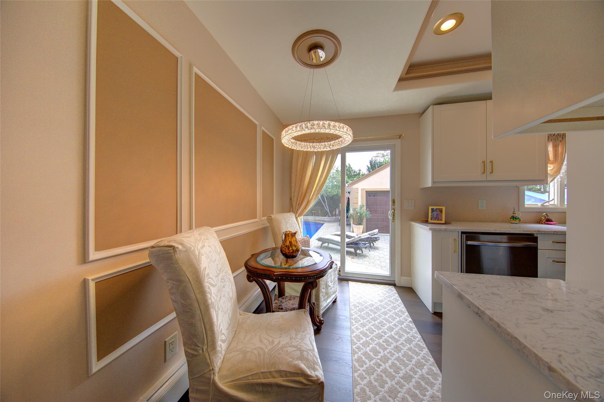 #16 photo, 997 Glen Drive, Franklin Square , NY 11010