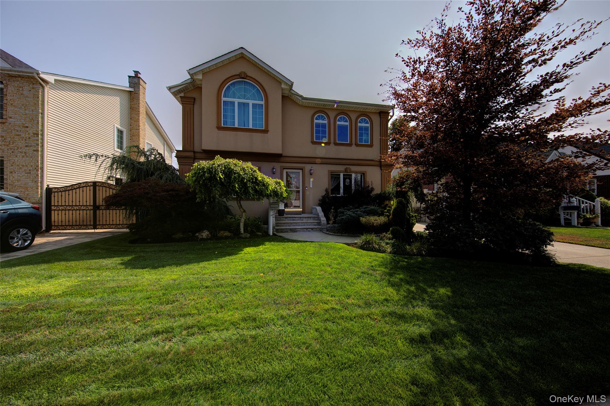 #3 photo, 997 Glen Drive, Franklin Square , NY 11010