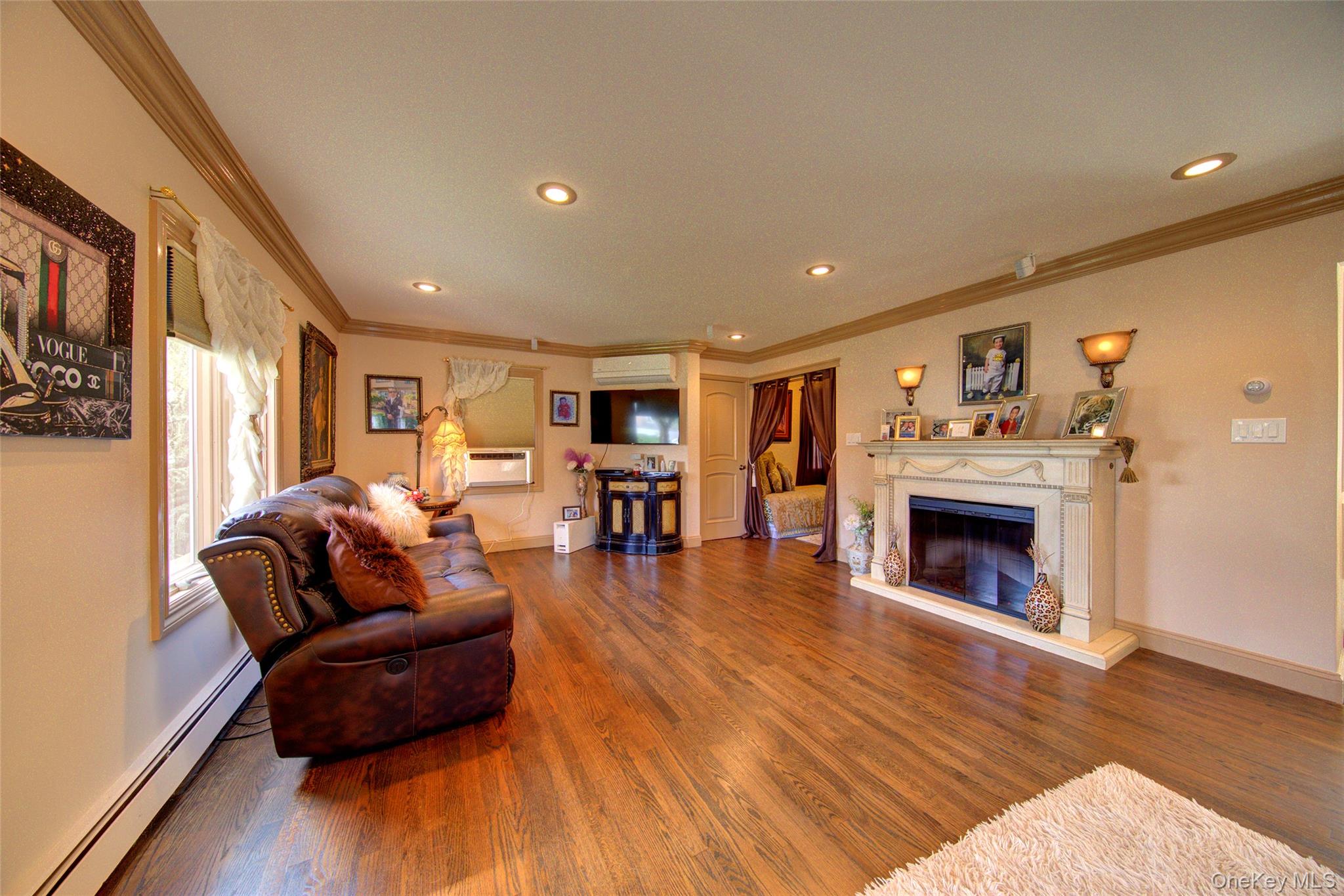 #7 photo, 997 Glen Drive, Franklin Square , NY 11010