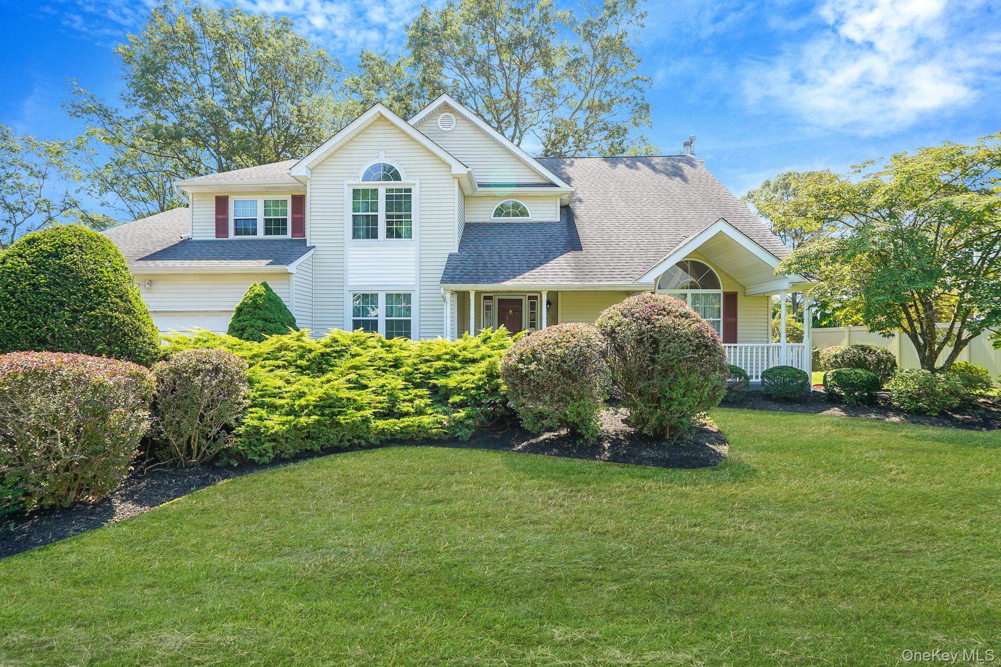 #1 photo, 59 Buckingham Drive, 东长岛 Holbrook , NY 11741