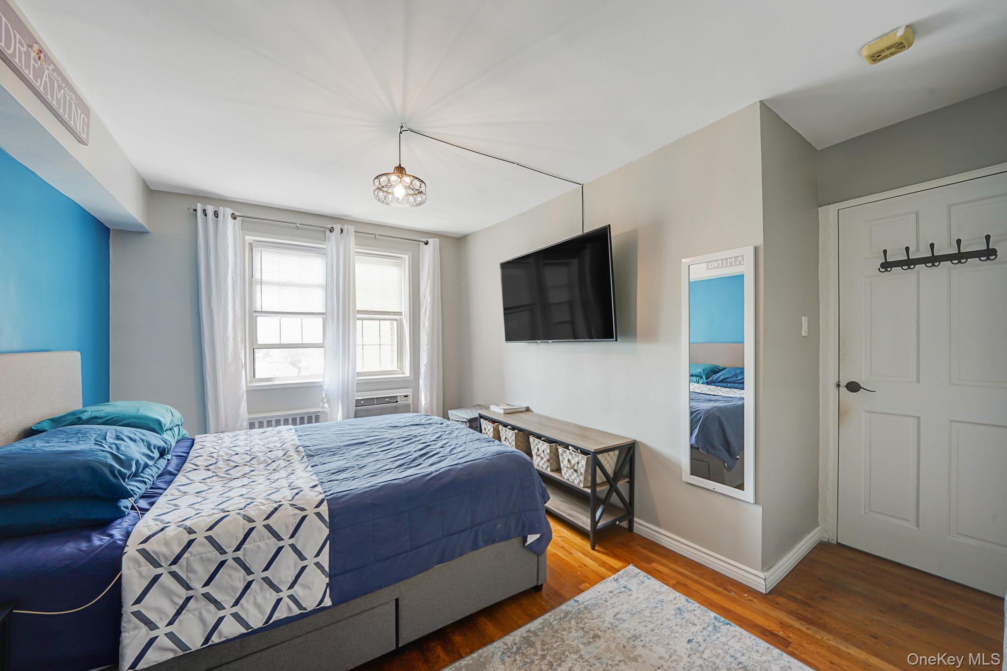 #16 photo, 8509 151st Avenue, Howard Beach , NY 11414