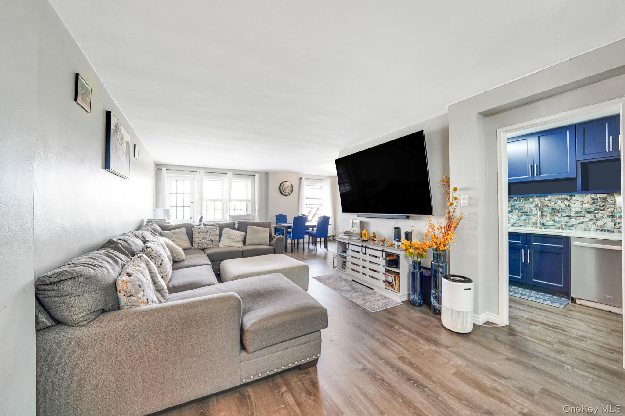 #7 photo, 8509 151st Avenue, Howard Beach , NY 11414