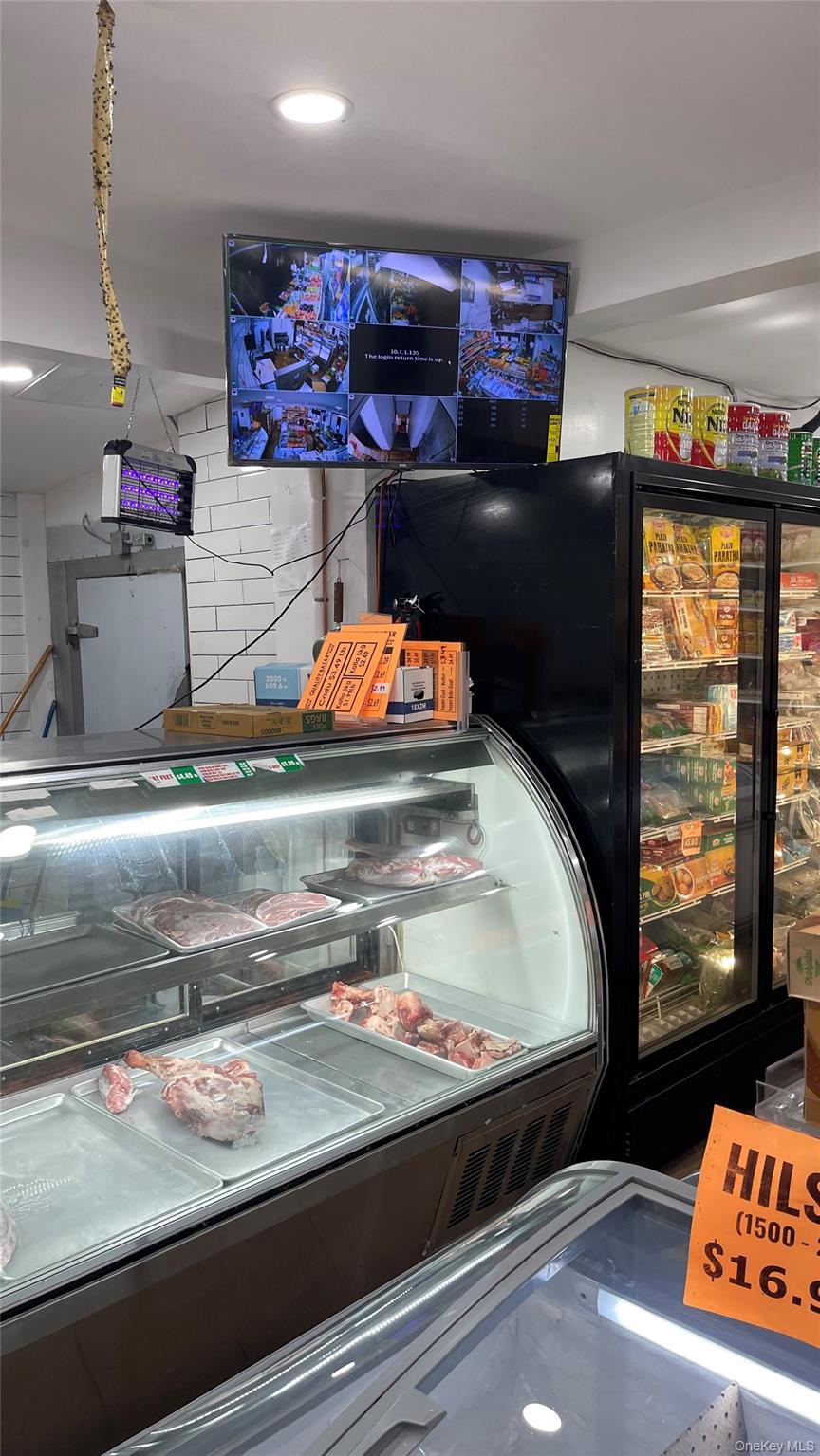 #2 photo, 180-10 Hillside Avenue, クイーンズ区 Jamaica , NY 11432