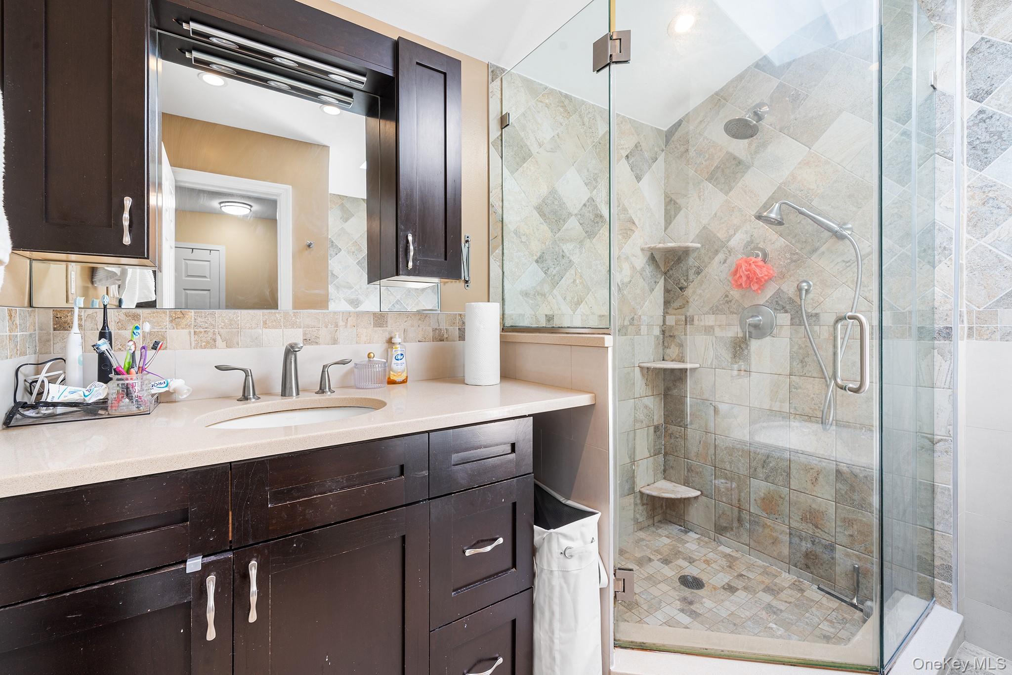 #15 photo, 28 Wirt Lane, Staten Island , NY 10309