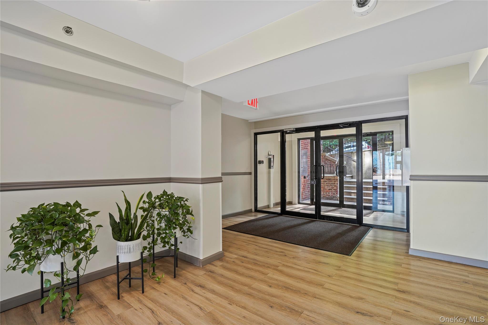 #20 photo, 1 Hawley Terrace, Yonkers , NY 10701