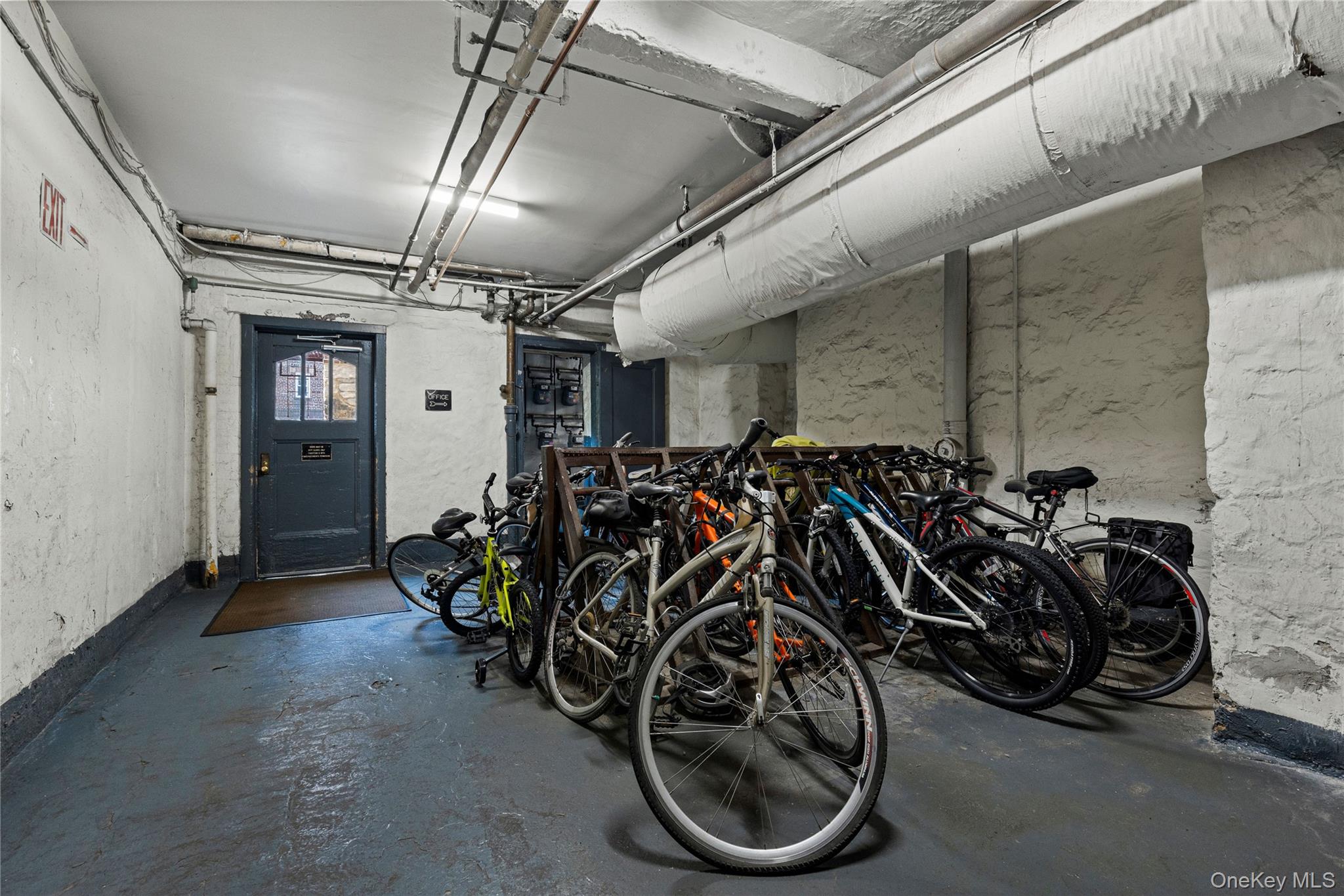 #13 photo, 1440 Midland Avenue, ブロンクス区 Bronxville , NY 10708