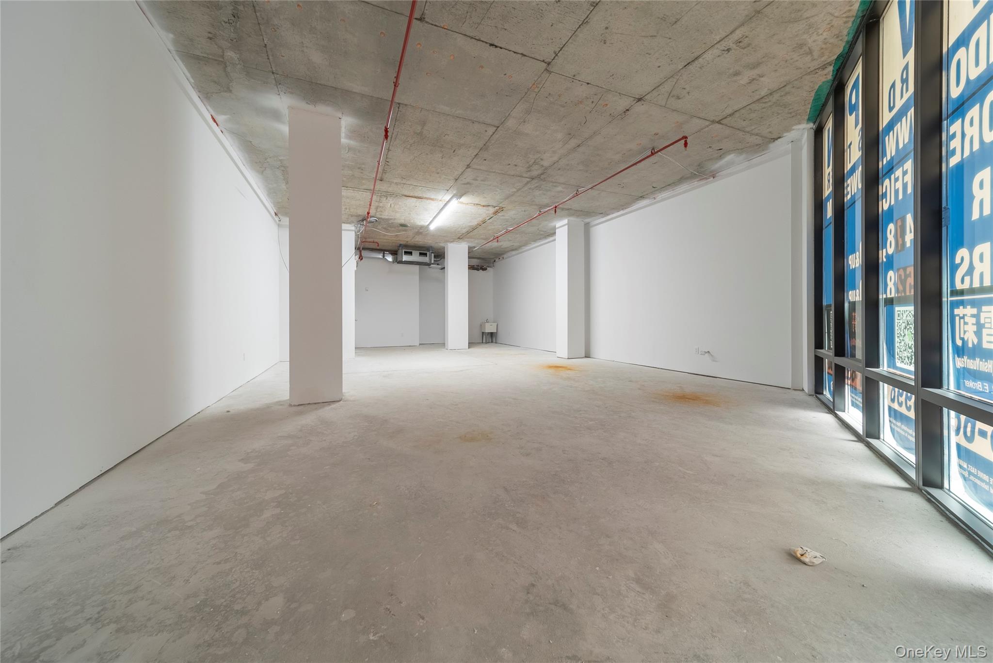 #5 photo, 124-28 Queens Boulevard, クイーンズ区 Kew Gardens , NY 11415