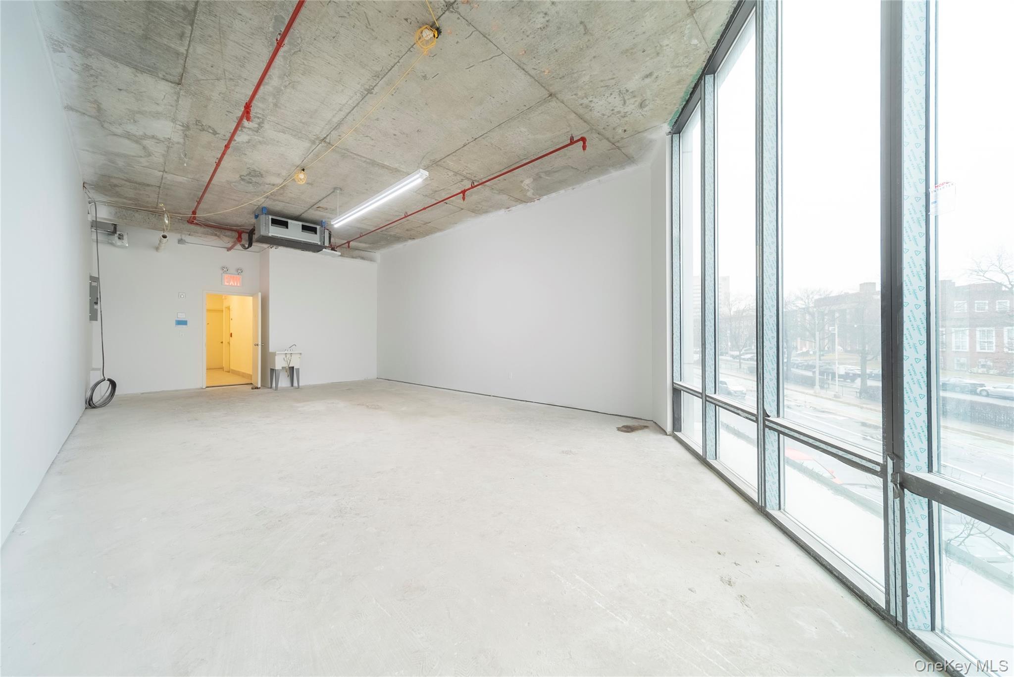 #4 photo, 124-28 Queens Boulevard, クイーンズ区 Kew Gardens , NY 11415