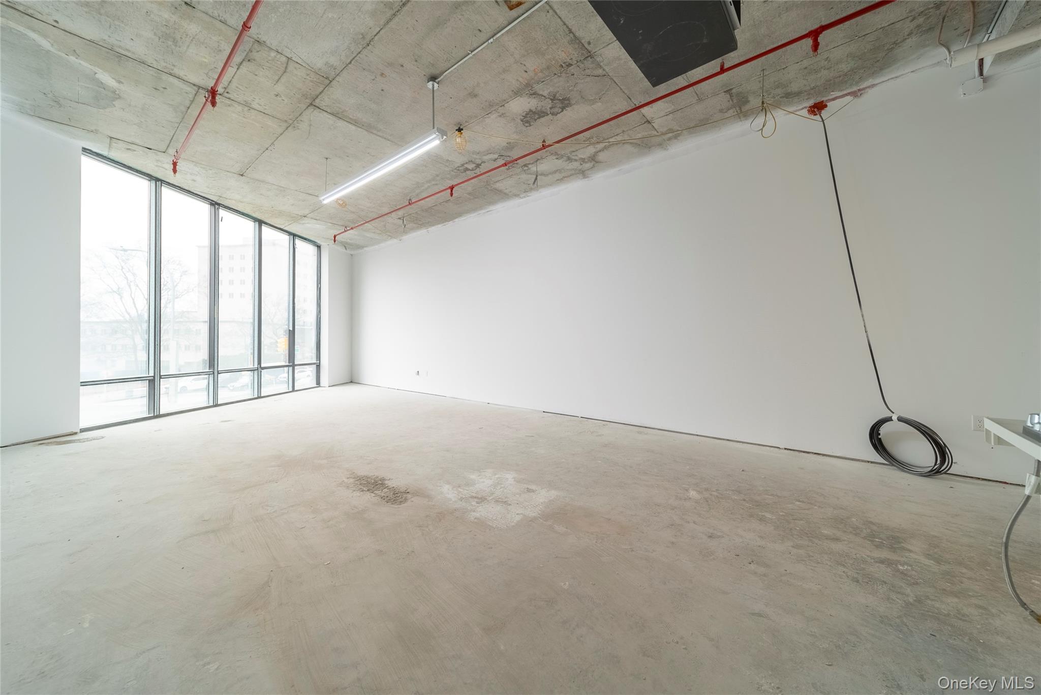 #5 photo, 124-28 Queens Boulevard, クイーンズ区 Kew Gardens , NY 11415