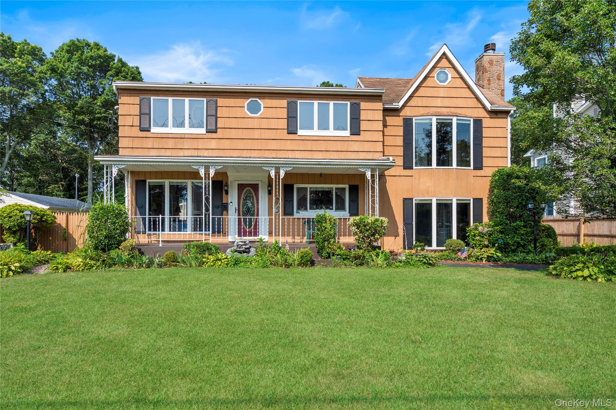 #1 photo, 1132 Namdac Avenue, Bay Shore , NY 11706