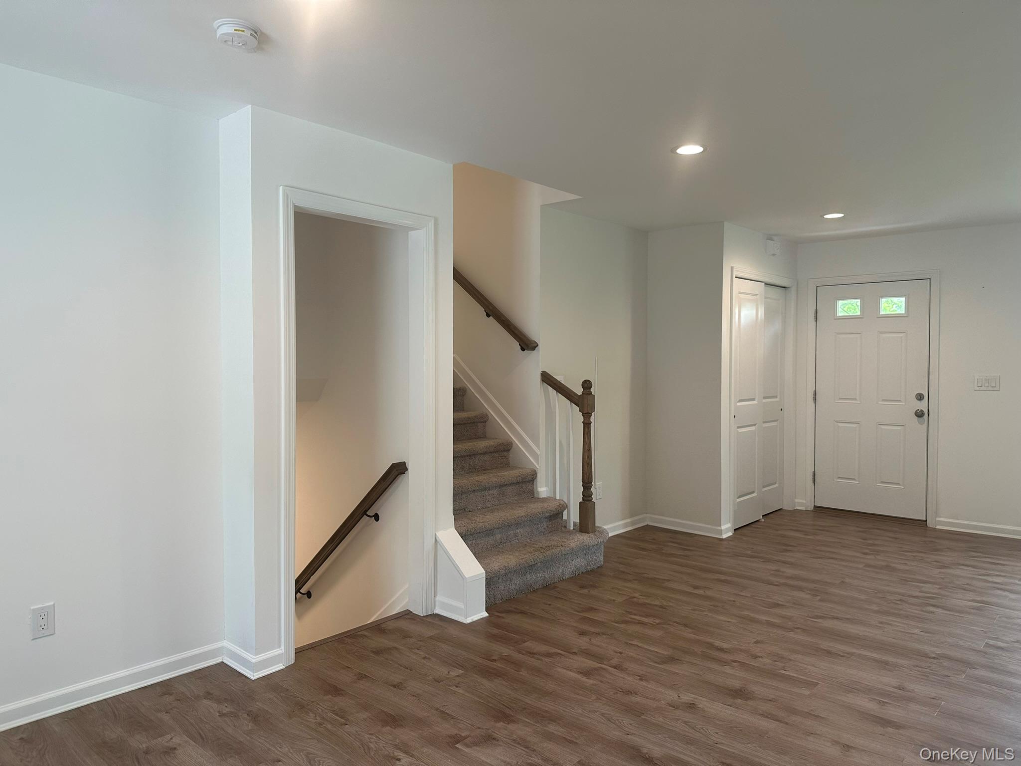 #14 photo, 121 W Main Street, Kings Park , NY 11754