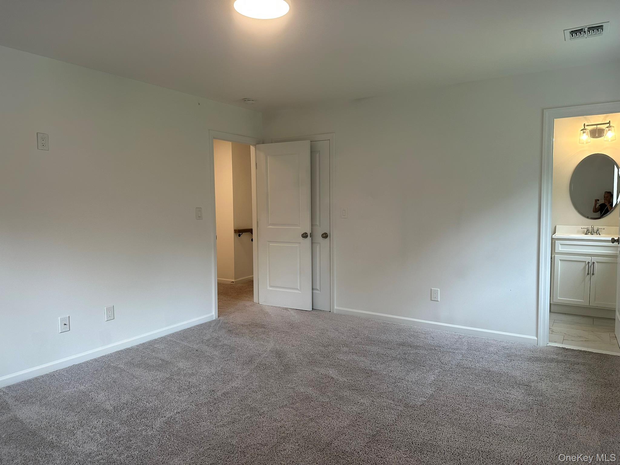 #20 photo, 121 W Main Street, Kings Park , NY 11754