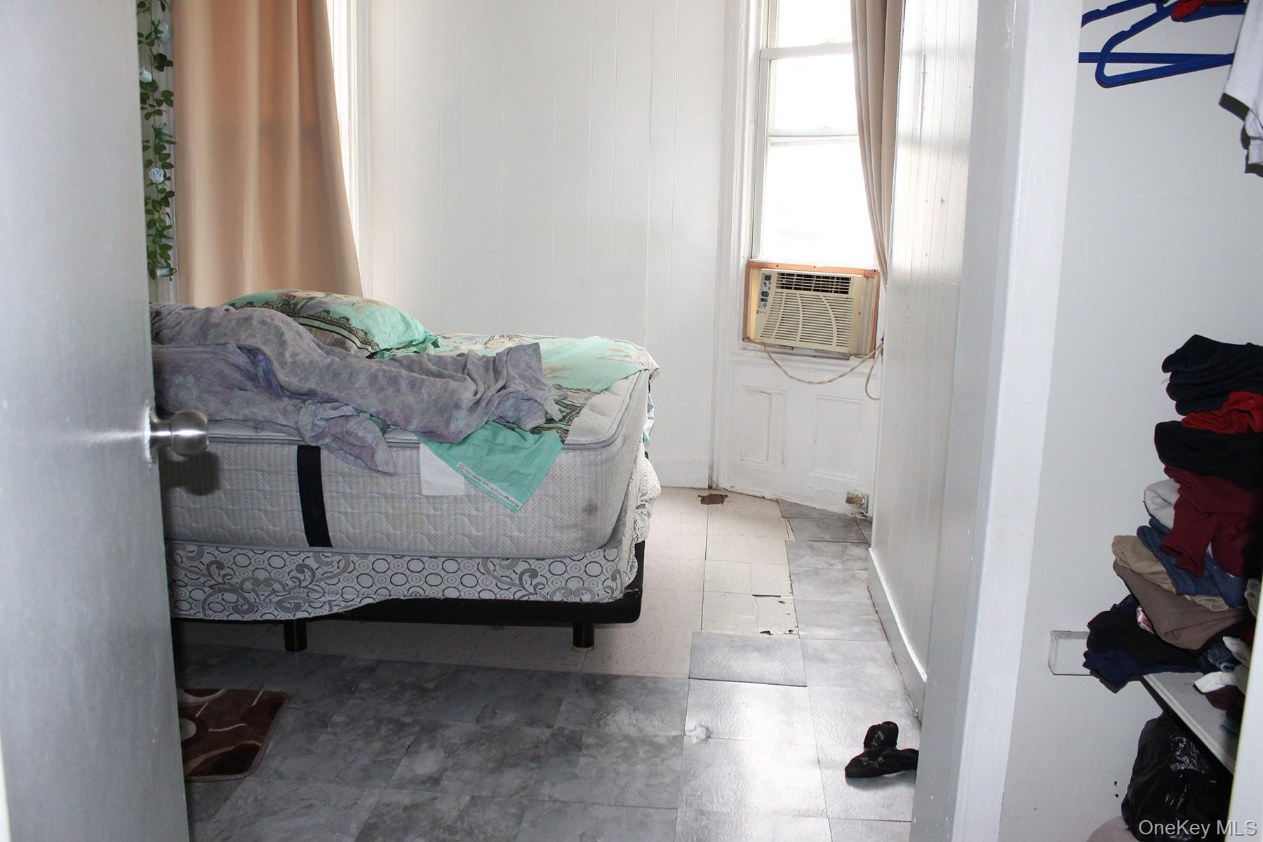 #7 photo, 1731 White Plains Road, Bronx , NY 10462