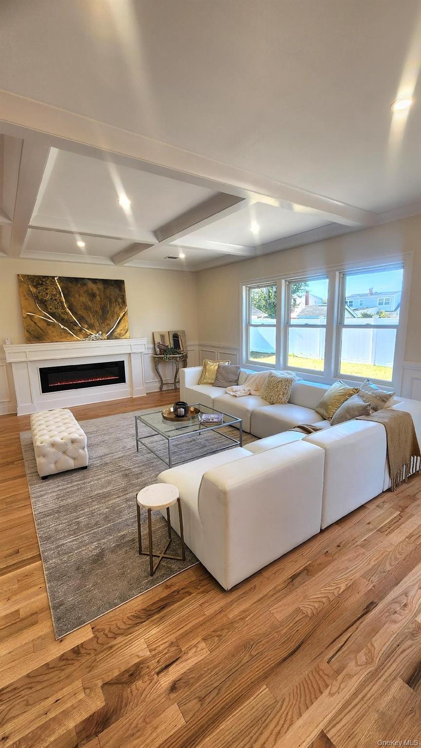 #20 photo, 2369 Stewart Avenue, Westbury , NY 11590