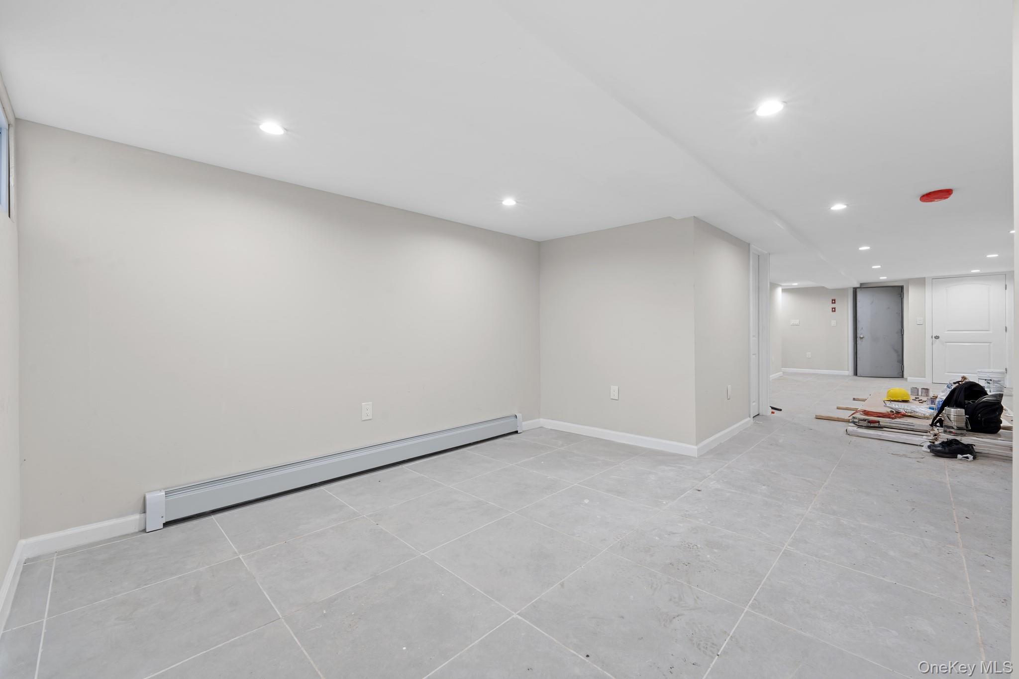 #15 photo, 10152 103rd Street, クイーンズ区 Ozone Park , NY 11416