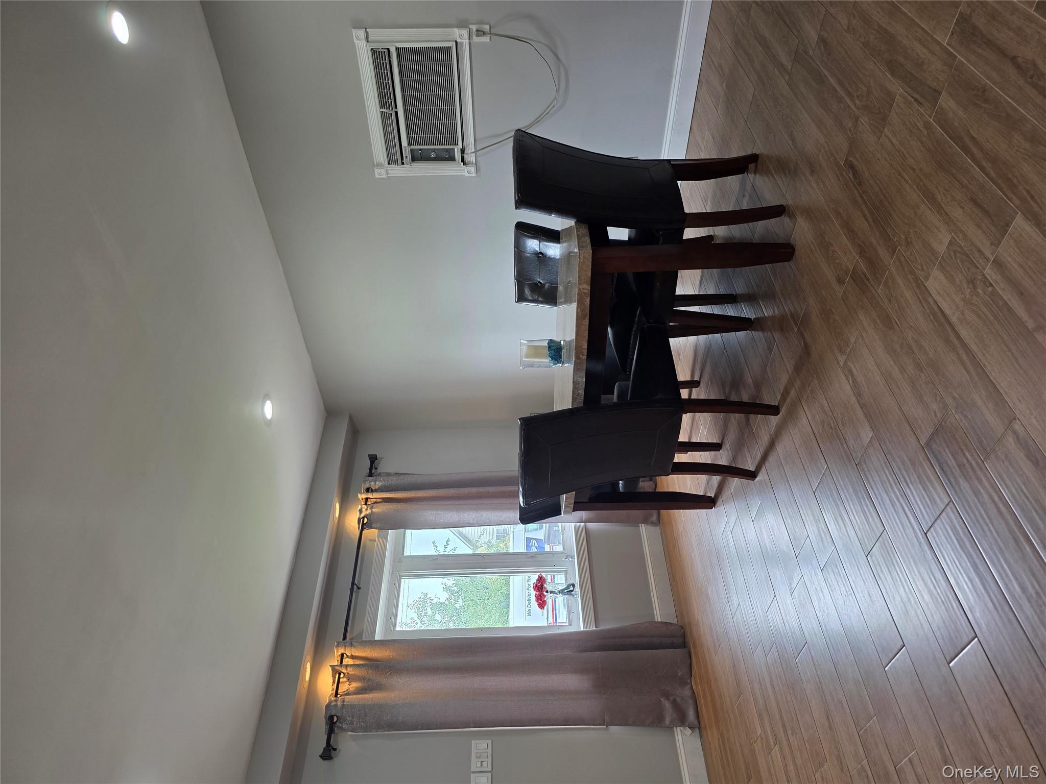 #4 photo, 2457 Williams Court, ナッソー郡 Bellmore , NY 11710