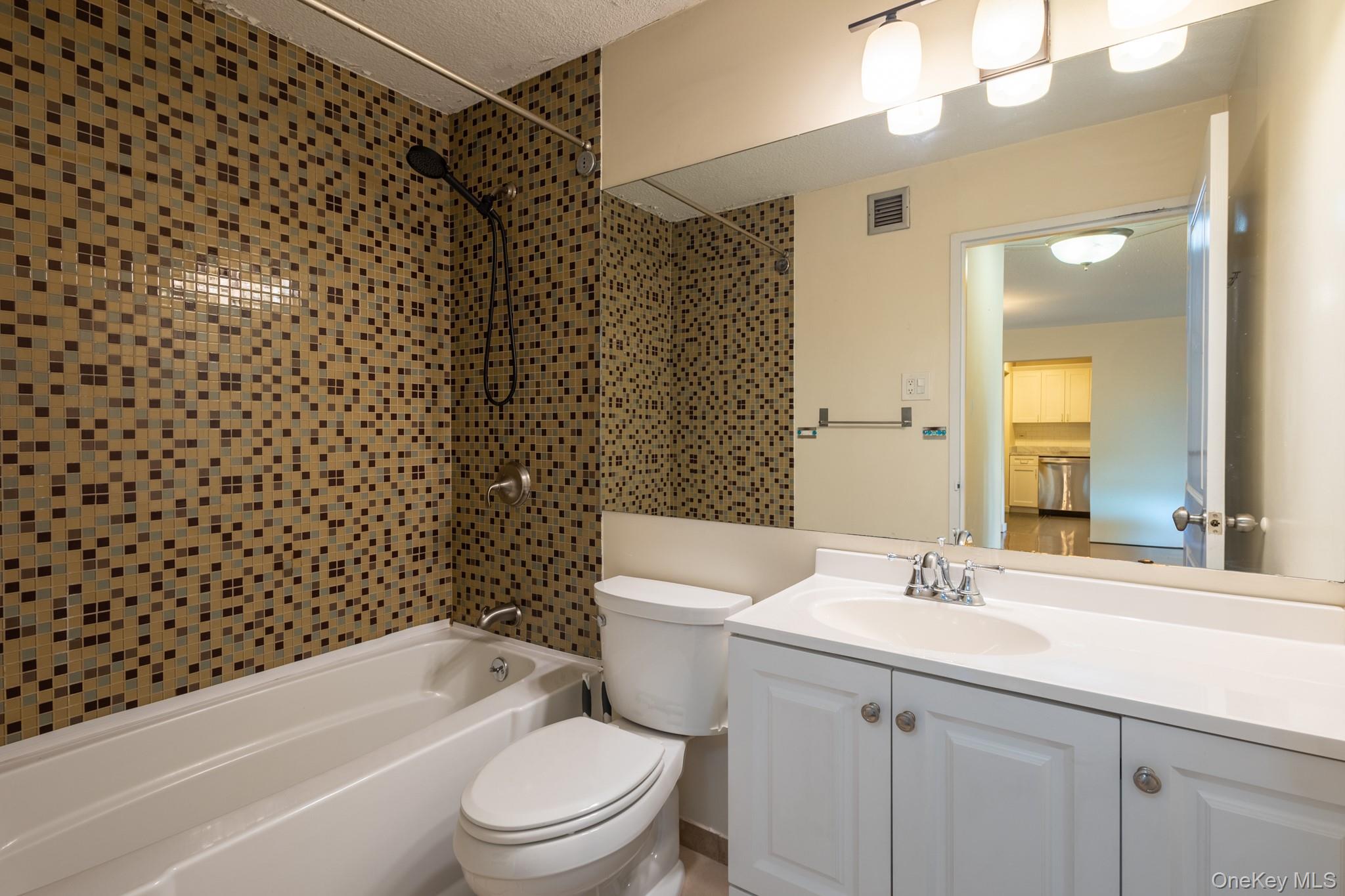 #16 photo, 1 Bay Club Drive, クイーンズ区 Bayside , NY 11360