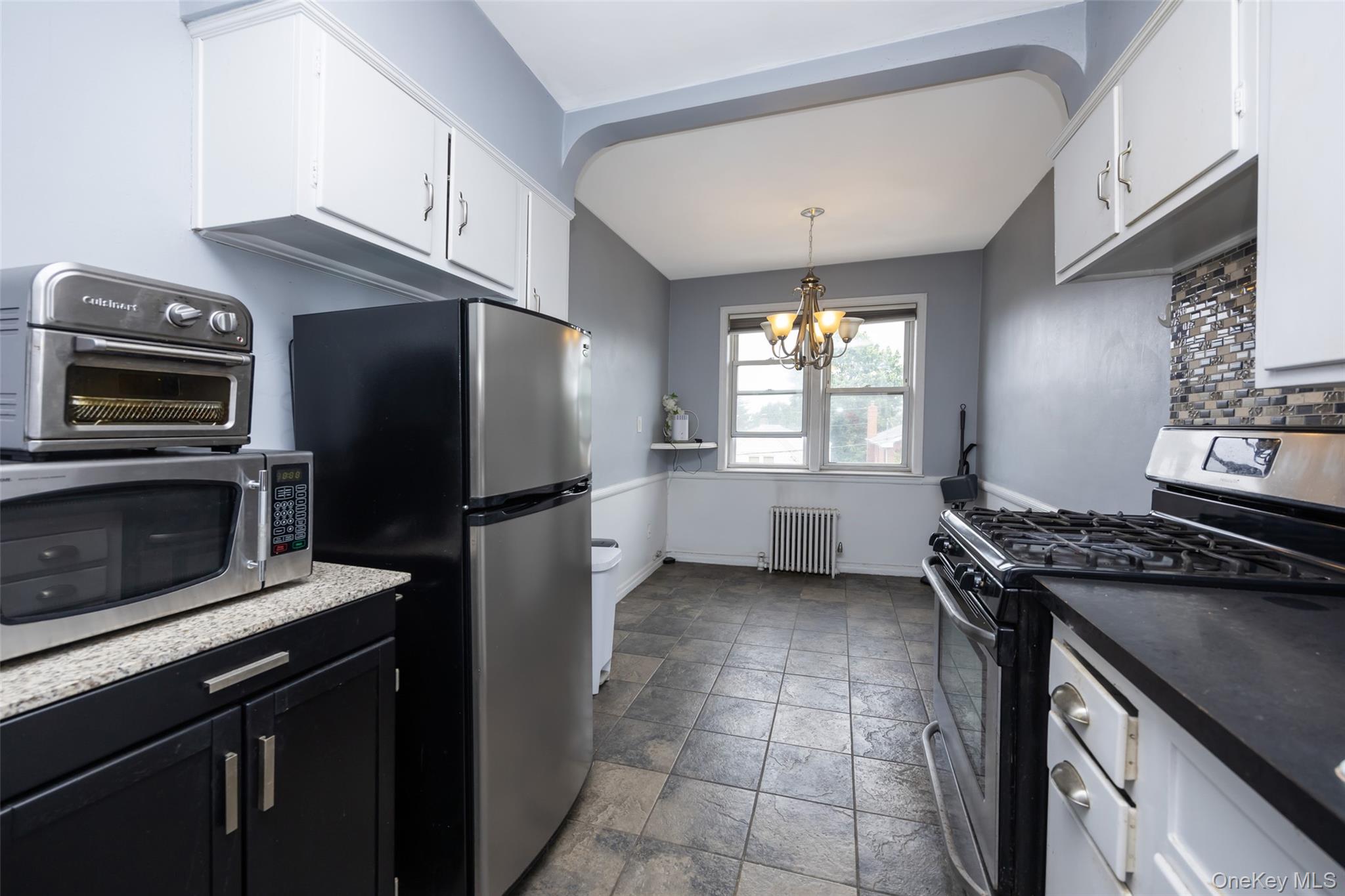 #13 photo, 8012 165th Street, 法拉盛 Flushing , NY 11432