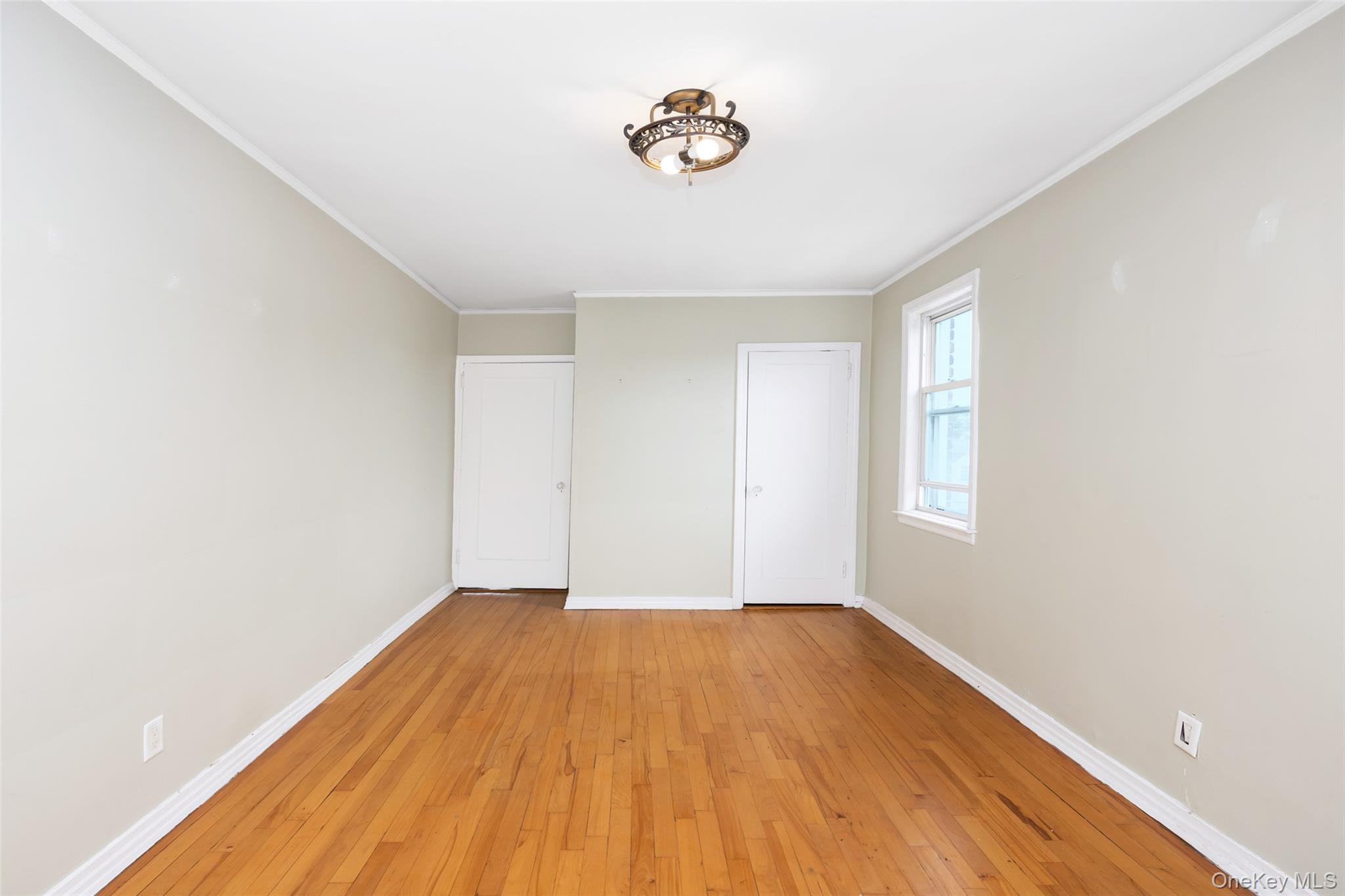 #16 photo, 8012 165th Street, 法拉盛 Flushing , NY 11432