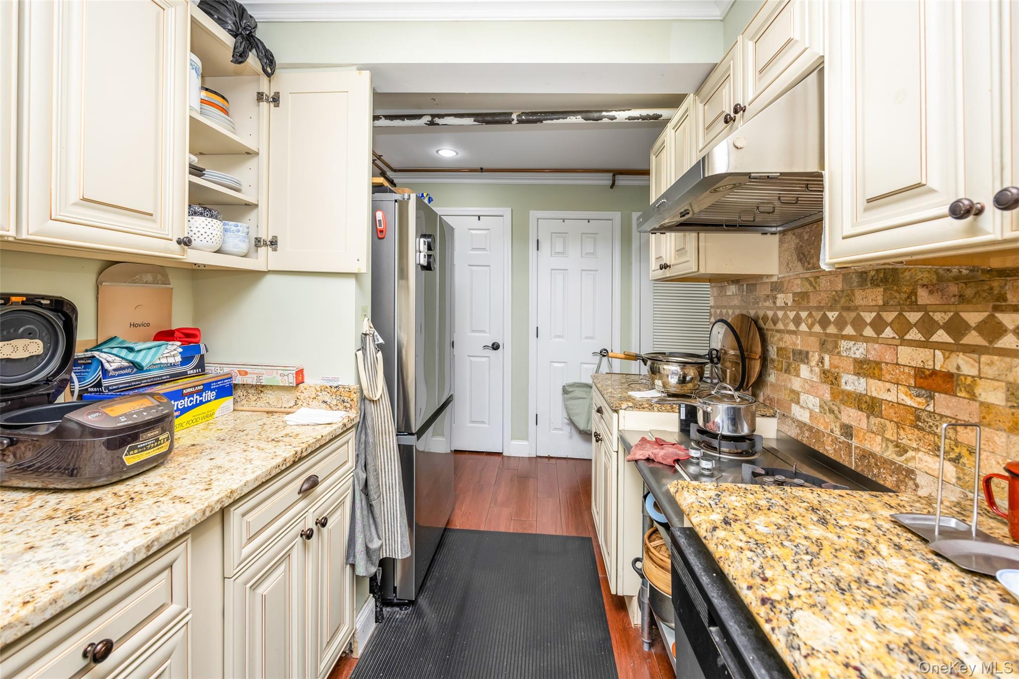 #6 photo, 8012 165th Street, 法拉盛 Flushing , NY 11432