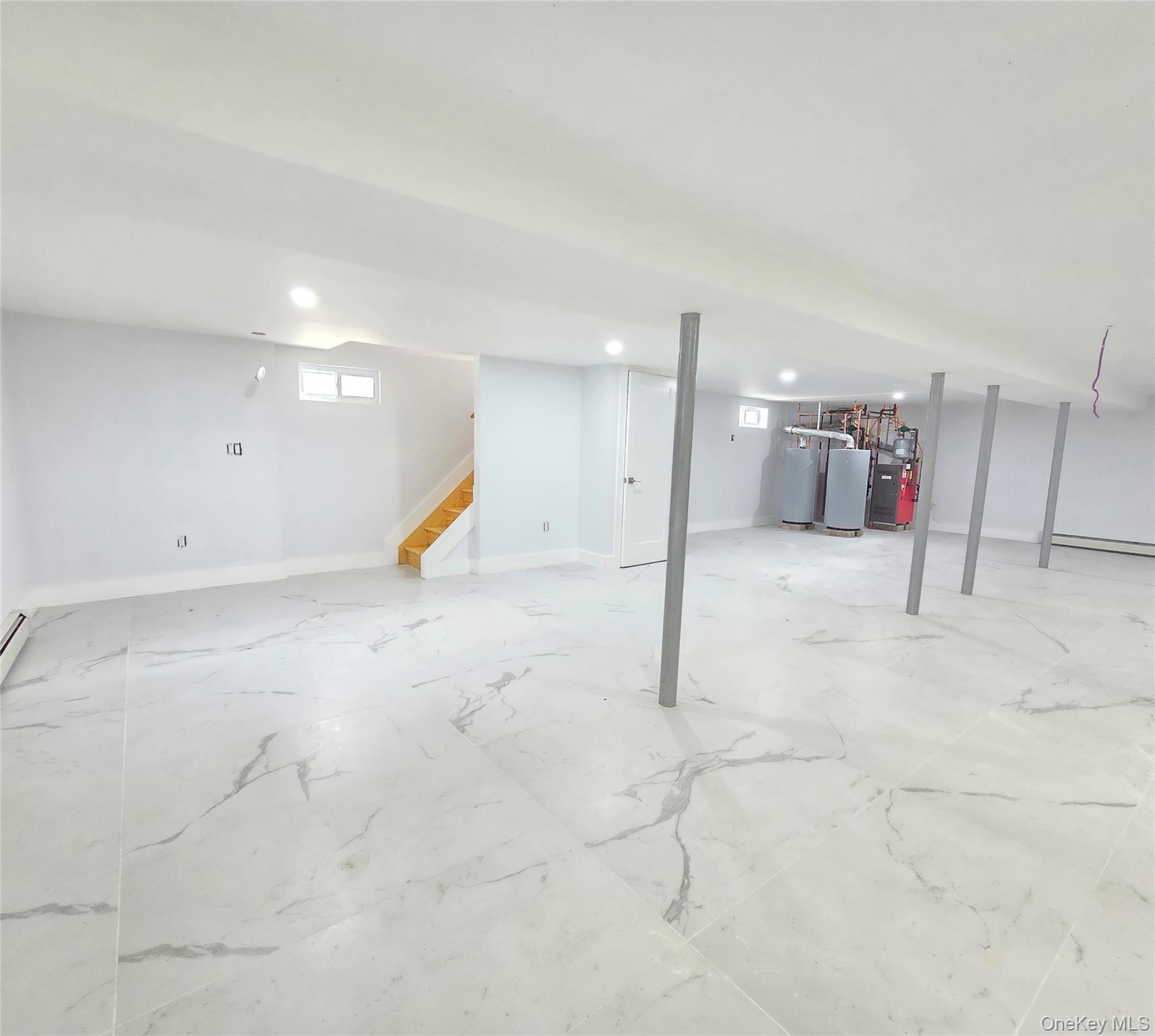 #11 photo, 14419 230 Street, クイーンズ区 Springfield Gardens , NY 11413