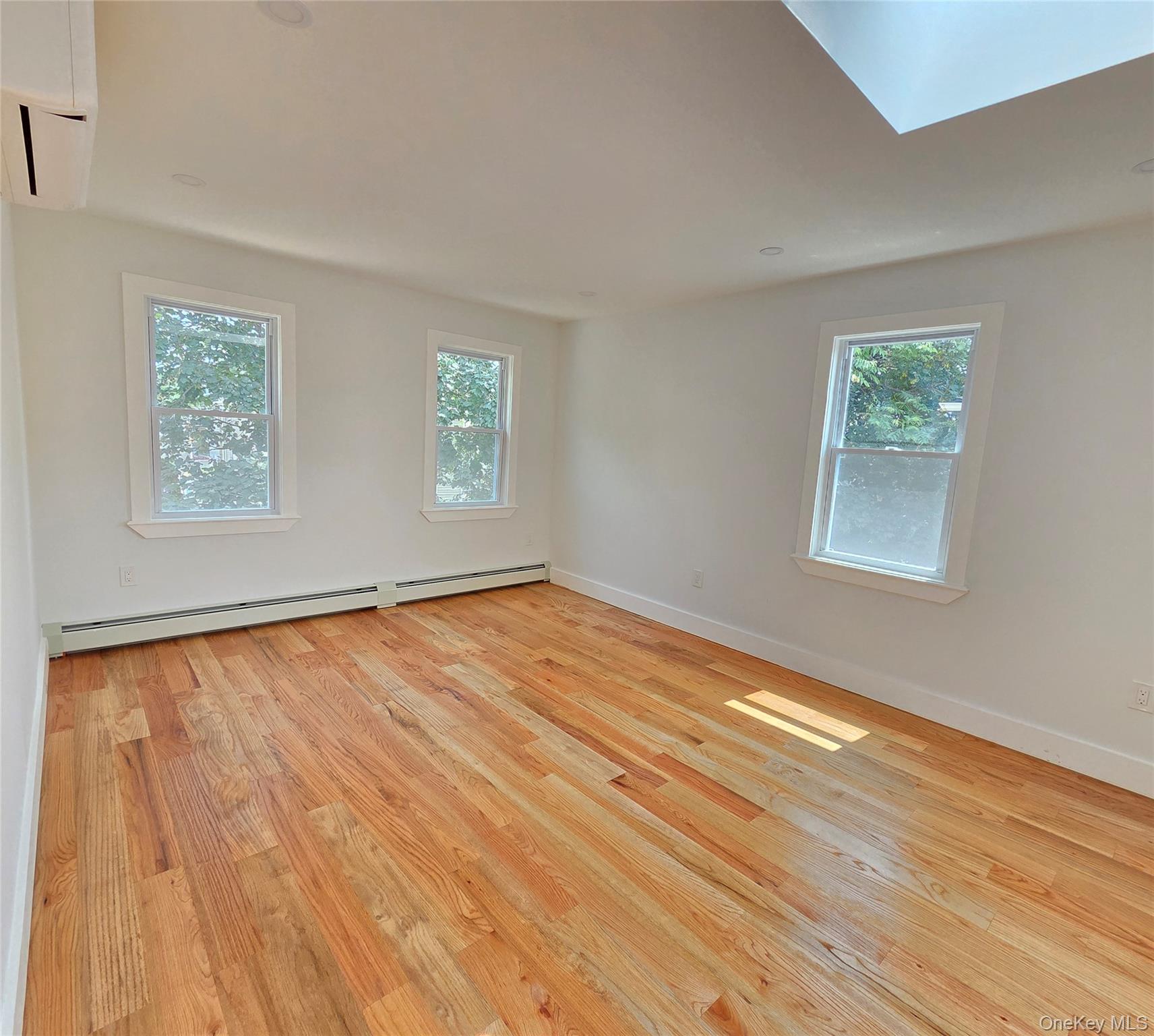 #20 photo, 14419 230 Street, クイーンズ区 Springfield Gardens , NY 11413