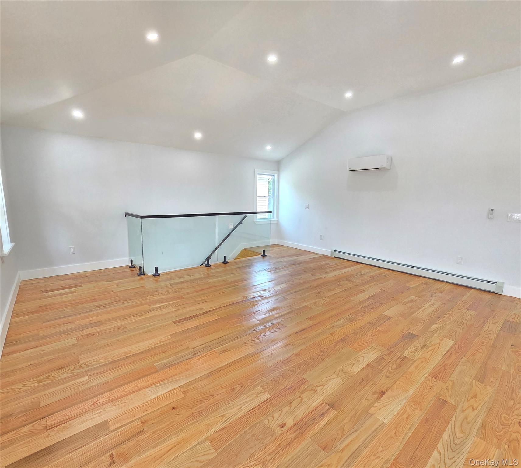 #6 photo, 14419 230 Street, クイーンズ区 Springfield Gardens , NY 11413