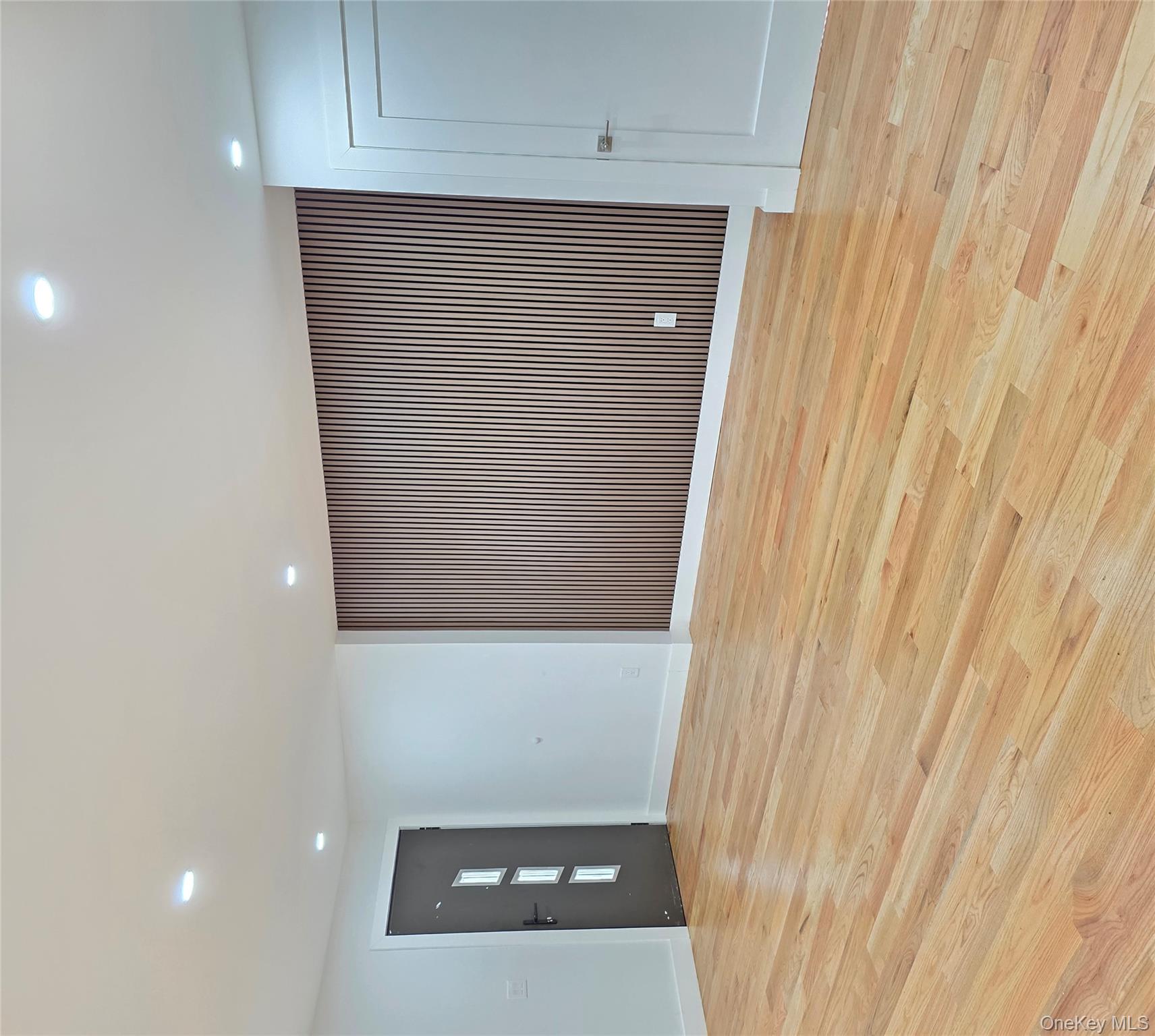 #9 photo, 14419 230 Street, クイーンズ区 Springfield Gardens , NY 11413