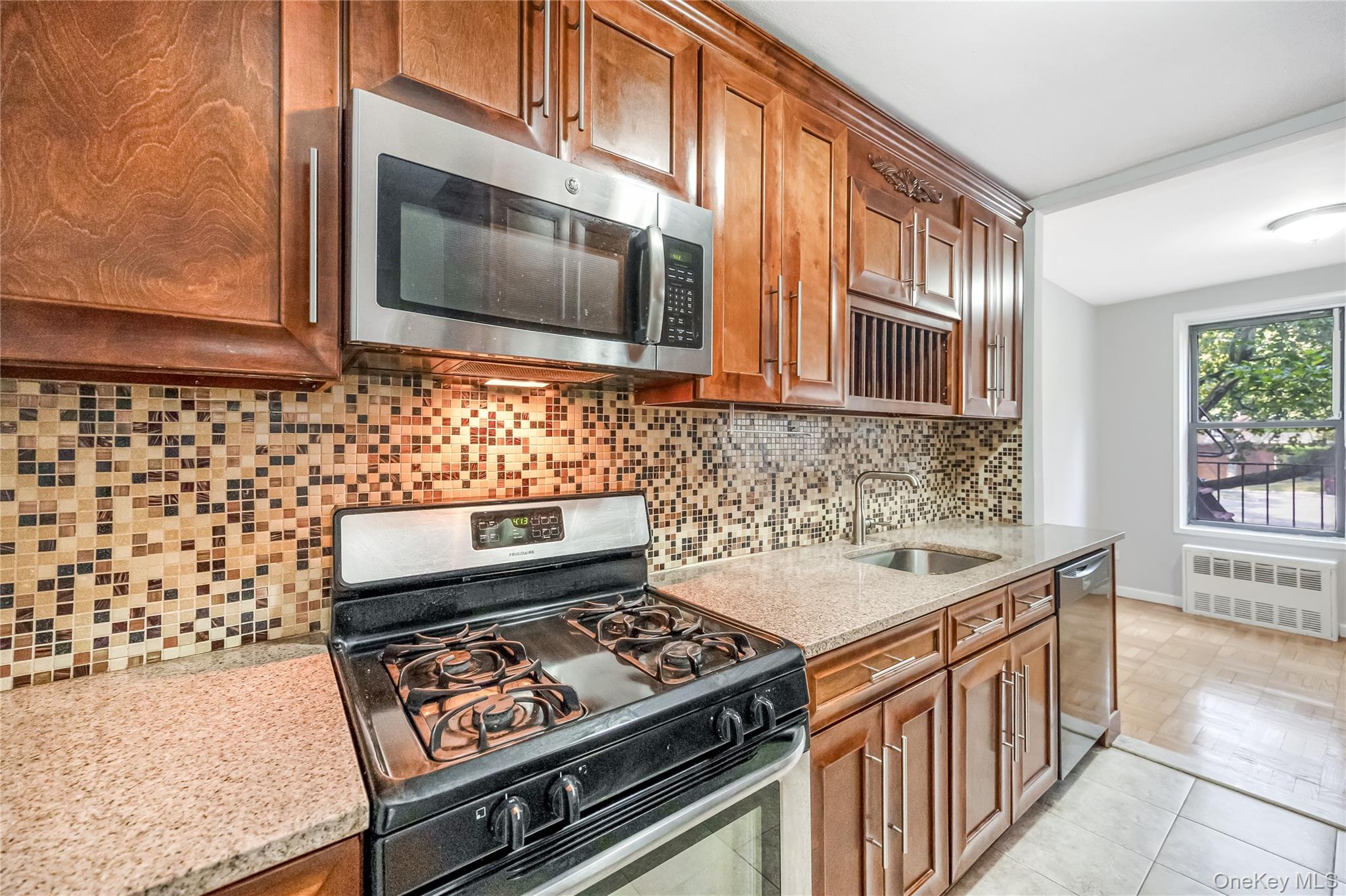 #12 photo, 84-40 153 Avenue, クイーンズ区 Howard Beach , NY 11