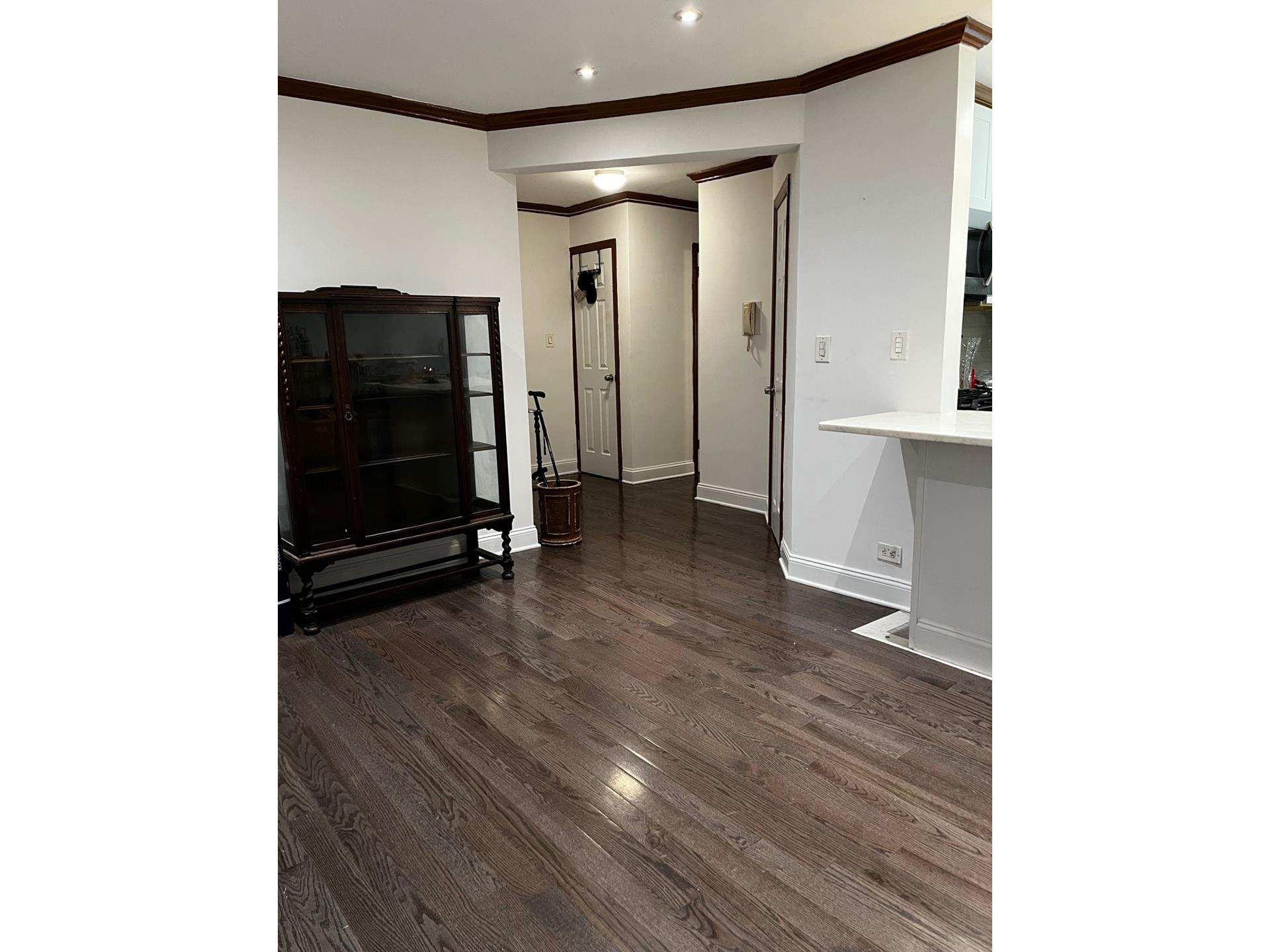 #12 photo, 88-10 34TH Avenue, クイーンズ区 Jackson Heights , NY 11372