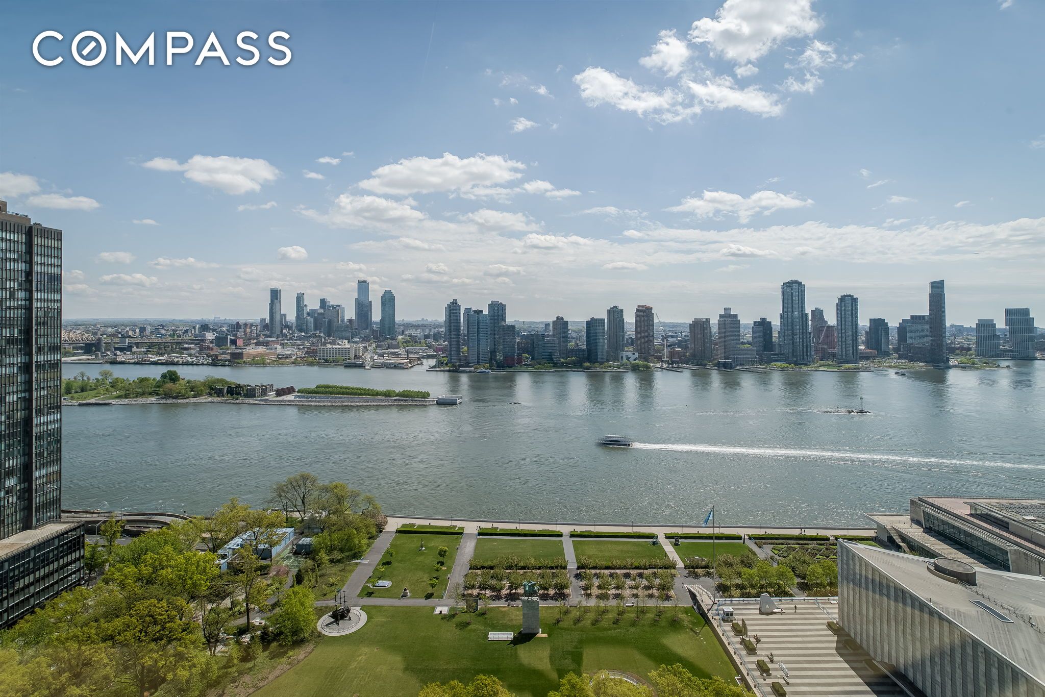 #8 photo, New York City, マンハッタン Midtown East , NY 10017