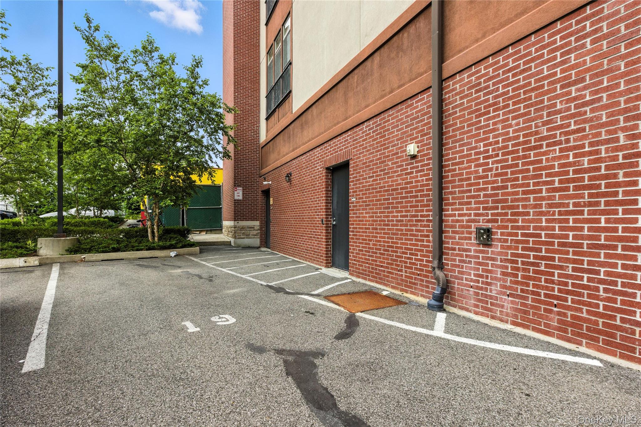 #13 photo, 300 Columbus Avenue, Tuckahoe , NY 10707