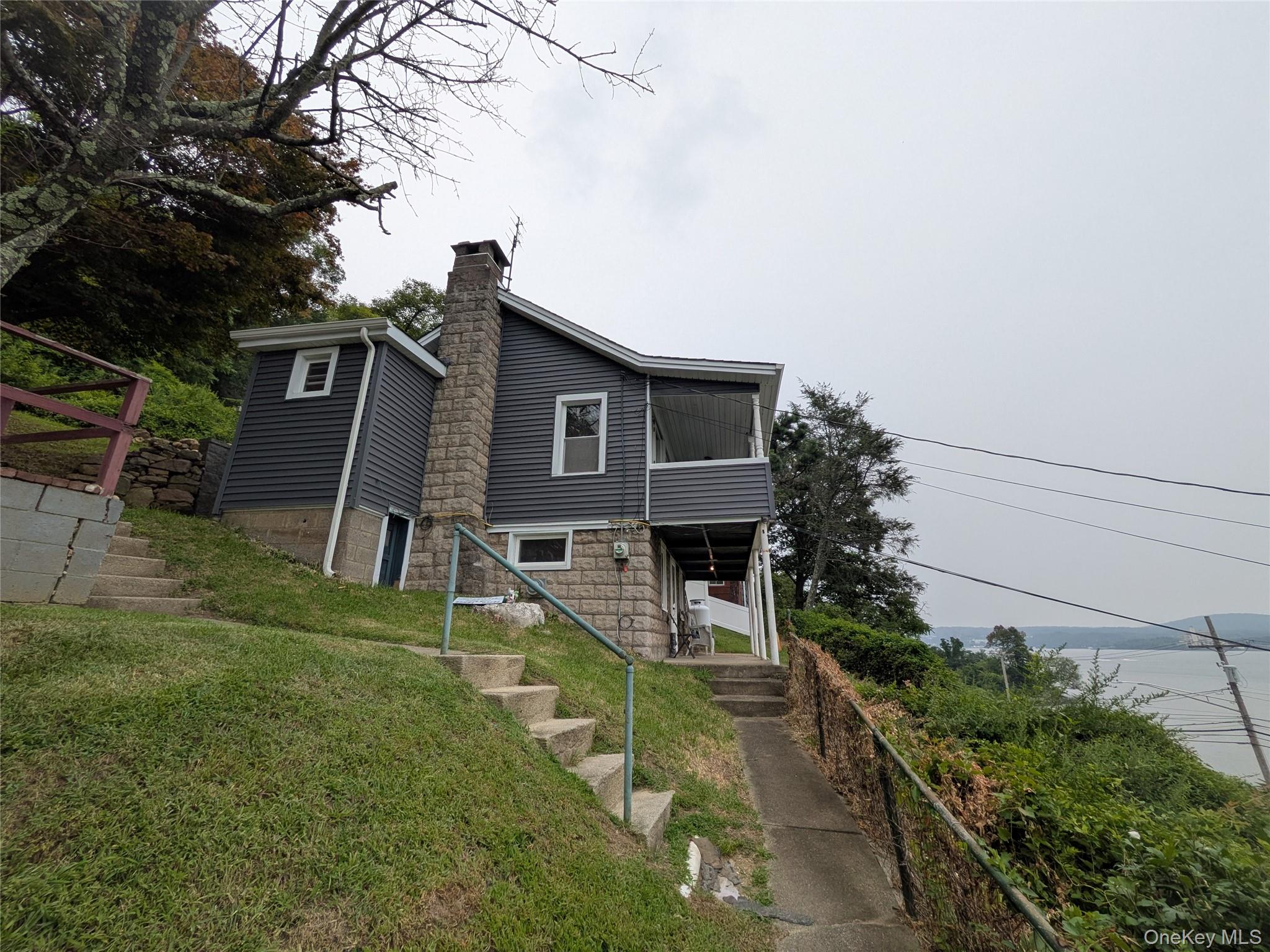 #1 photo, 805 N Liberty Drive, Tomkins Cove , NY 10986