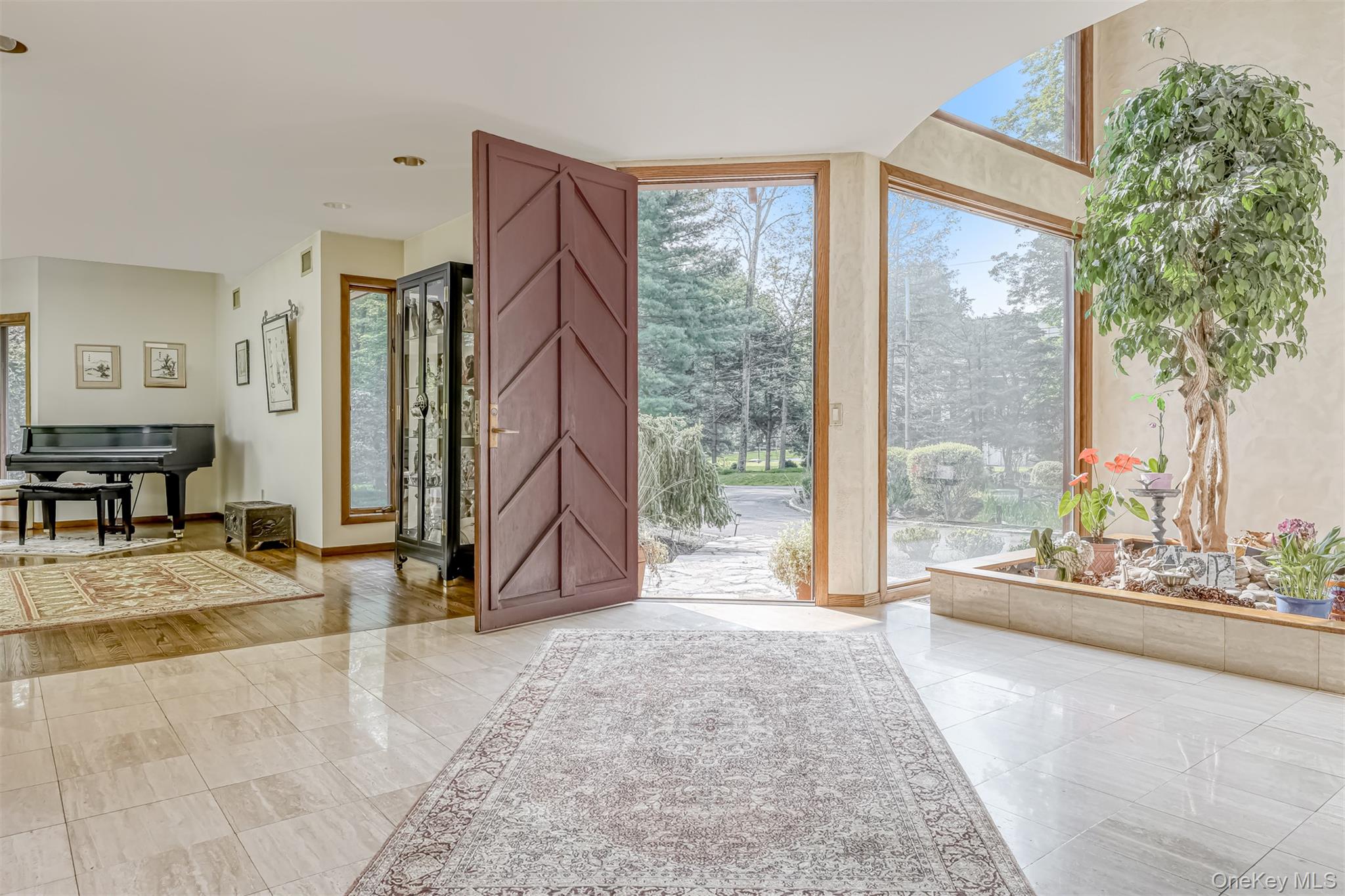 #8 photo, 352 Phillips Hill Road, New City , NY 10956