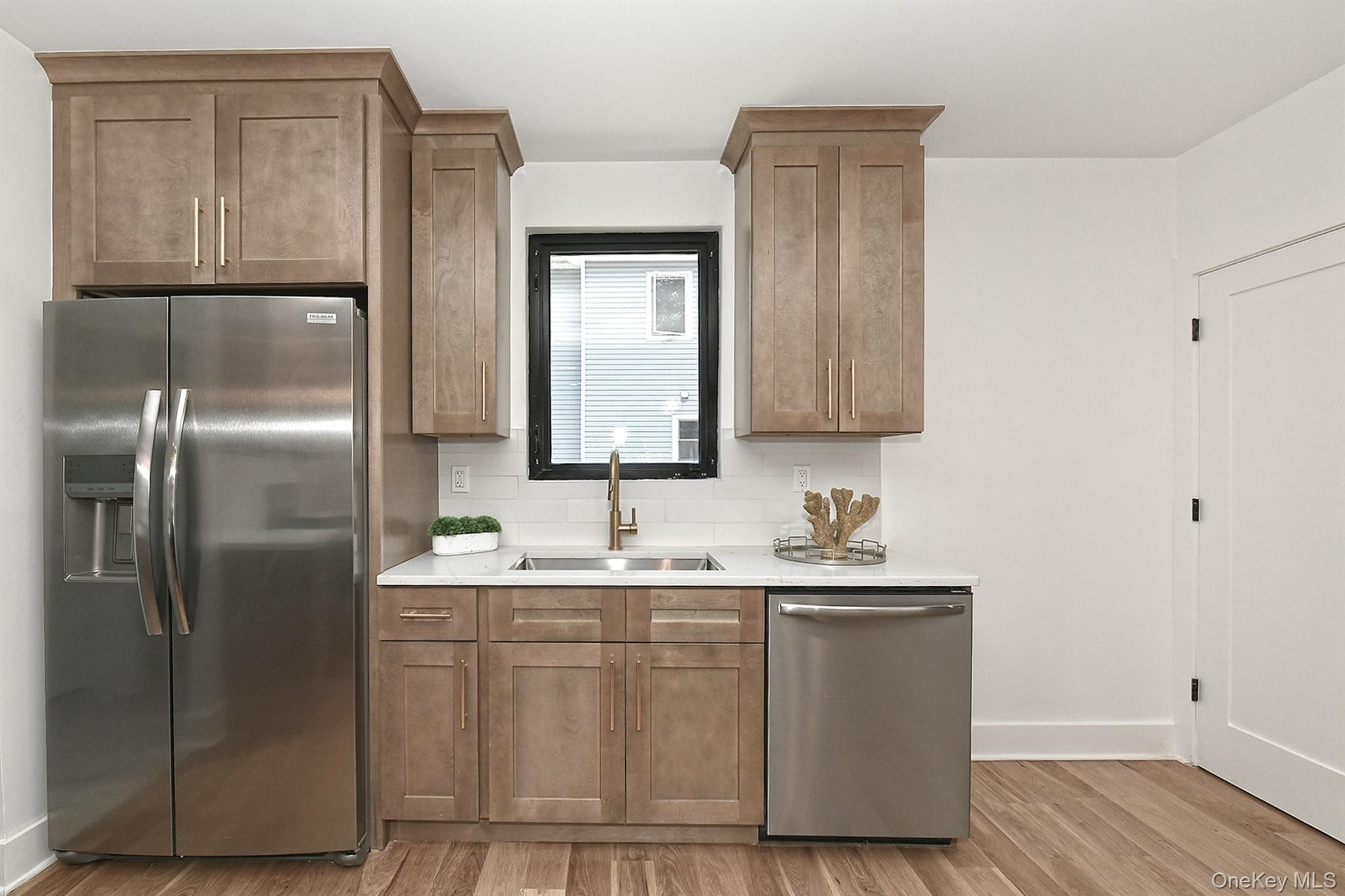 #10 photo, 33 Van Nostrand Avenue, ナッソー郡 Great Neck , NY 11024