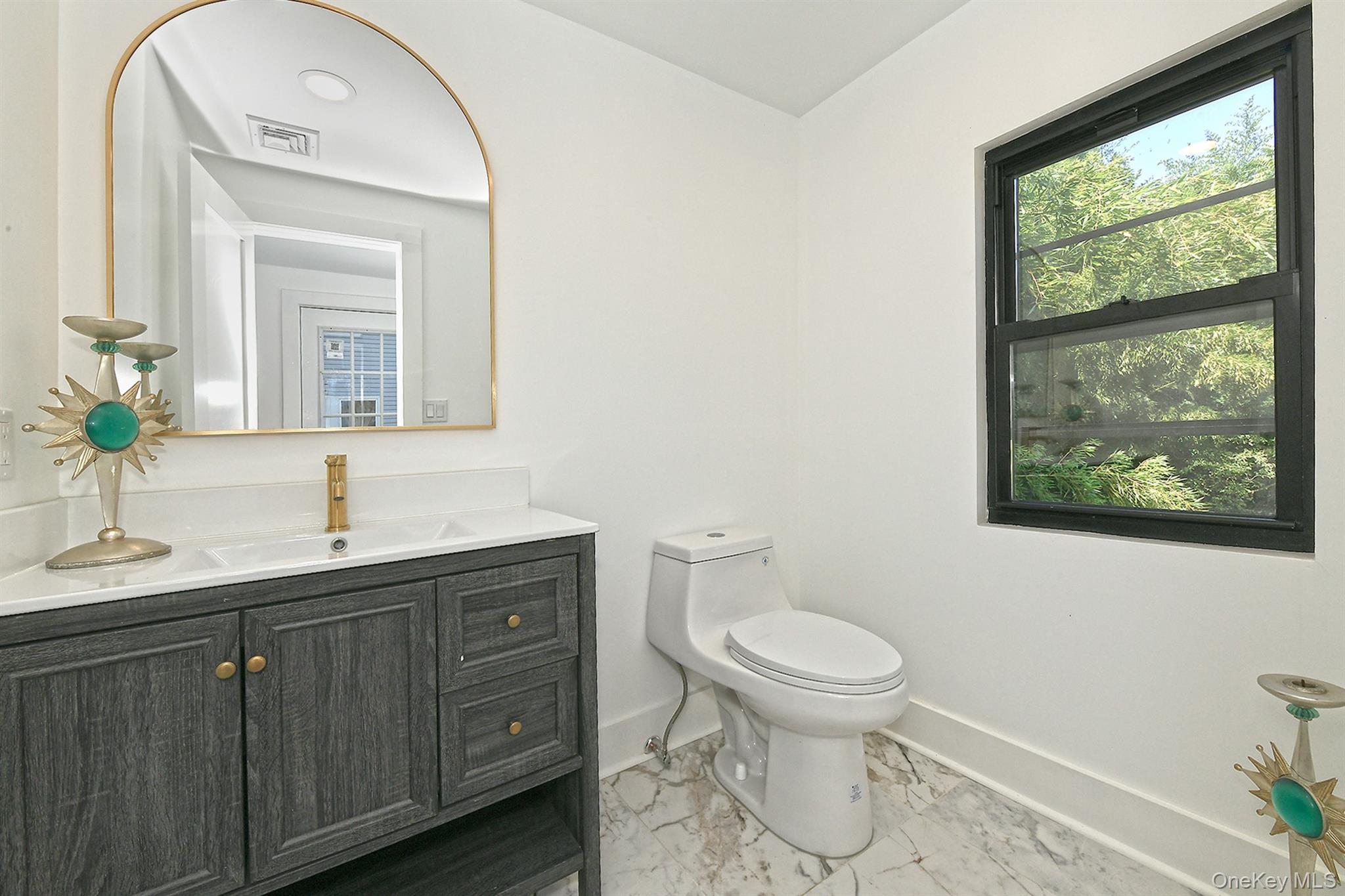 #19 photo, 33 Van Nostrand Avenue, ナッソー郡 Great Neck , NY 11024