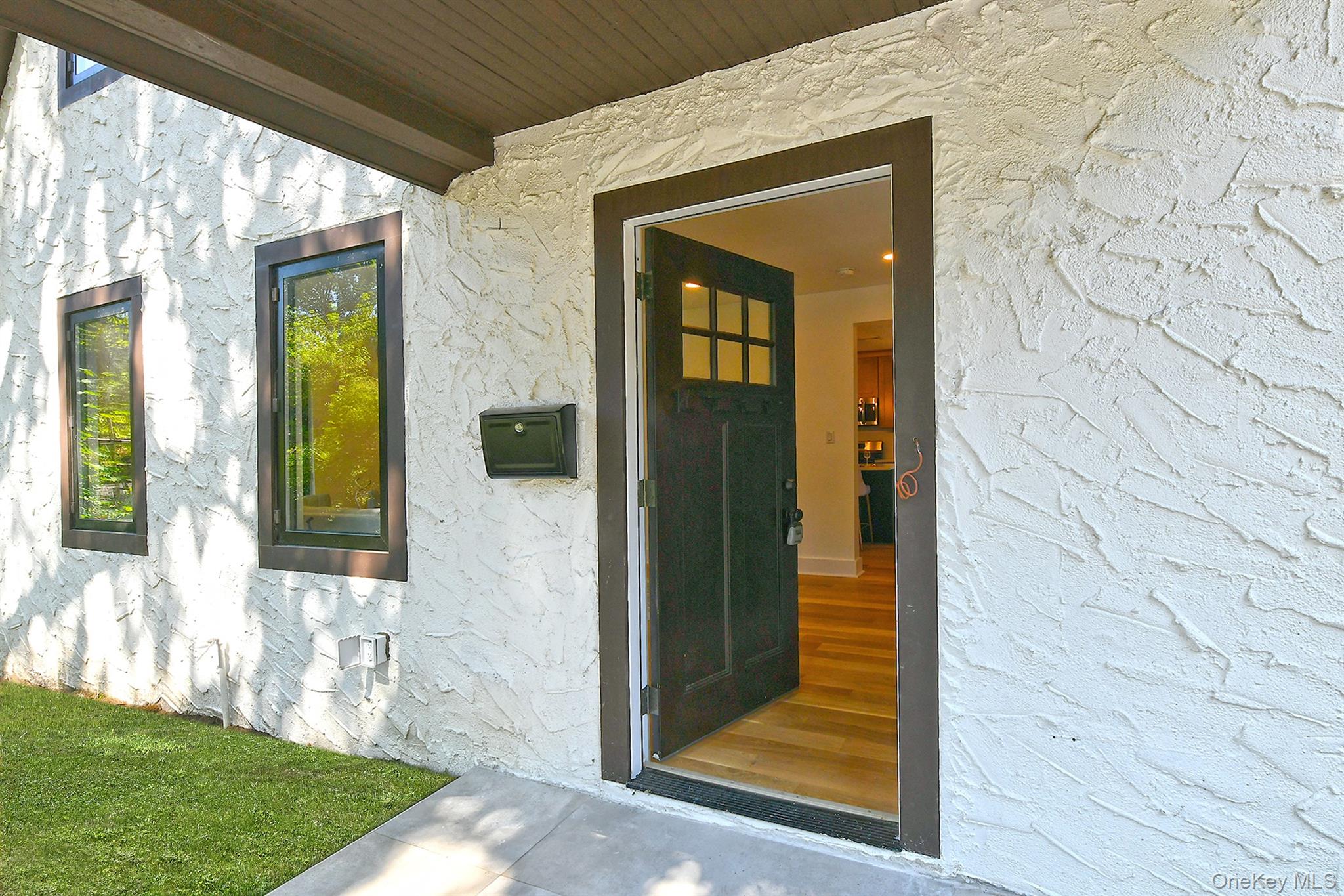 #3 photo, 33 Van Nostrand Avenue, ナッソー郡 Great Neck , NY 11024