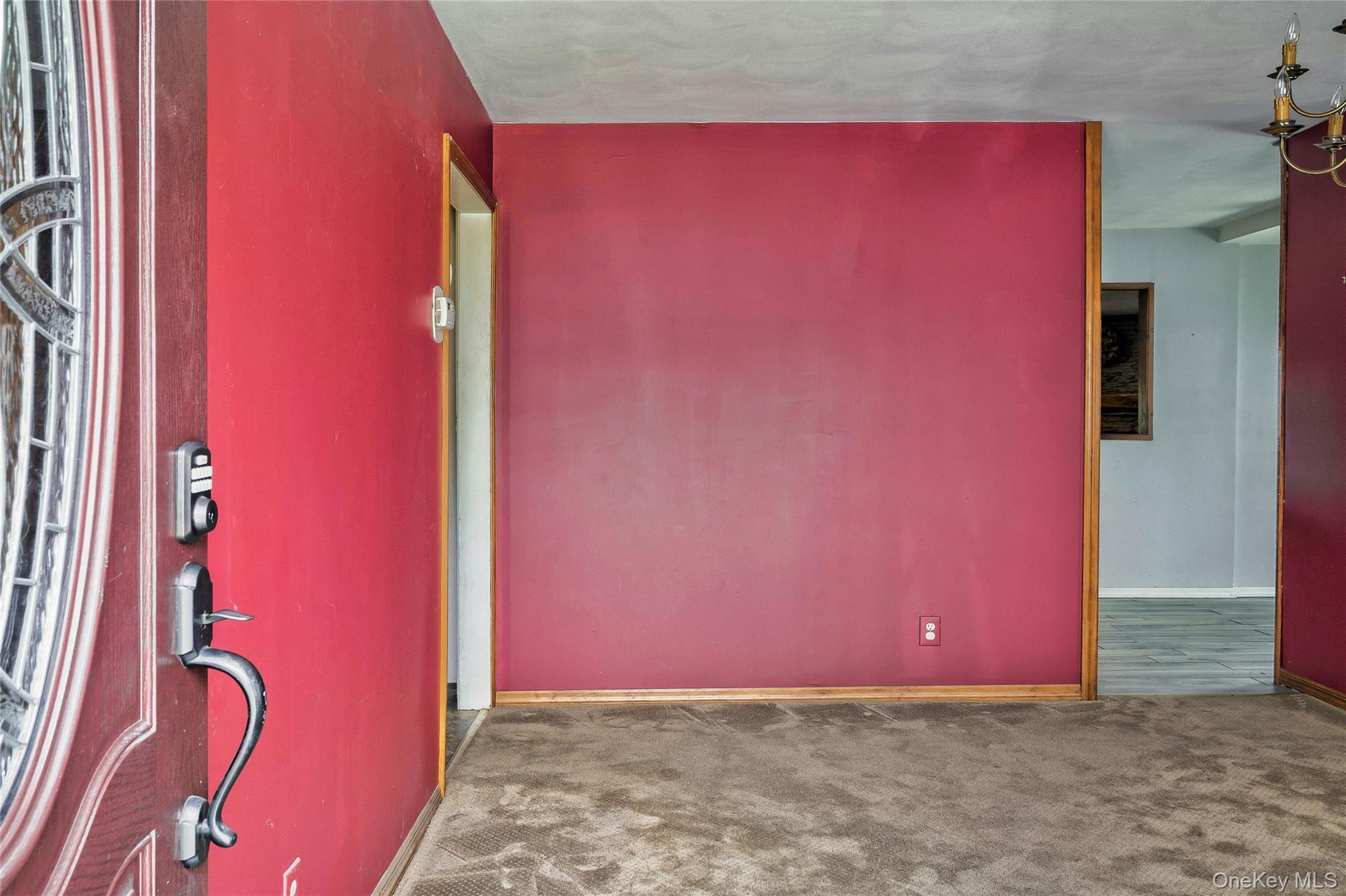 #3 photo, 465 N Monroe Avenue, Lindenhurst , NY 11757