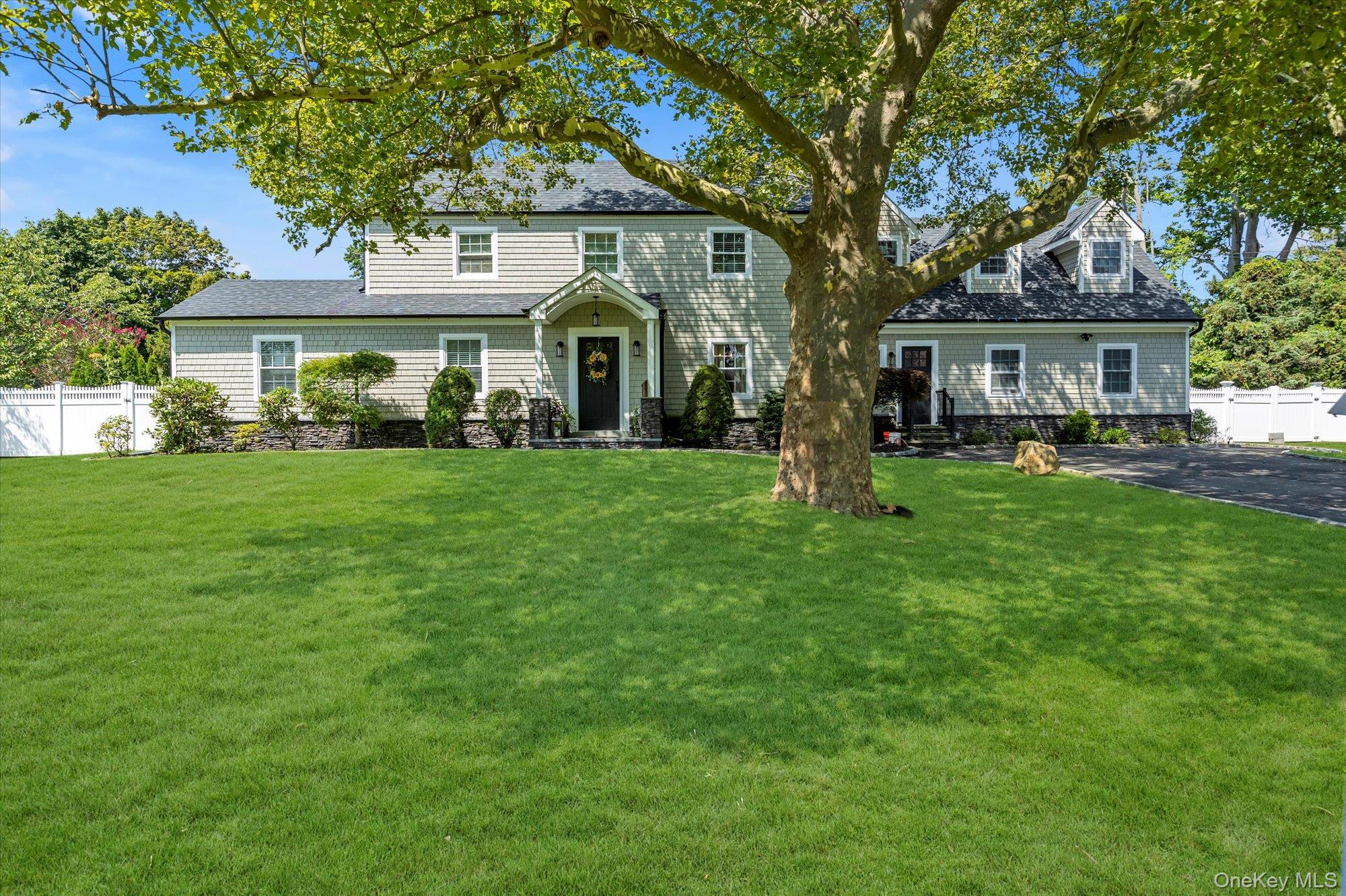 #2 photo, 222 Bay Avenue, Bayport , NY 11705